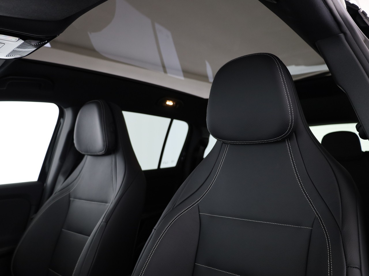 MERCEDES-BENZ GLB 220 4Matic 8G-Tronic-image-11