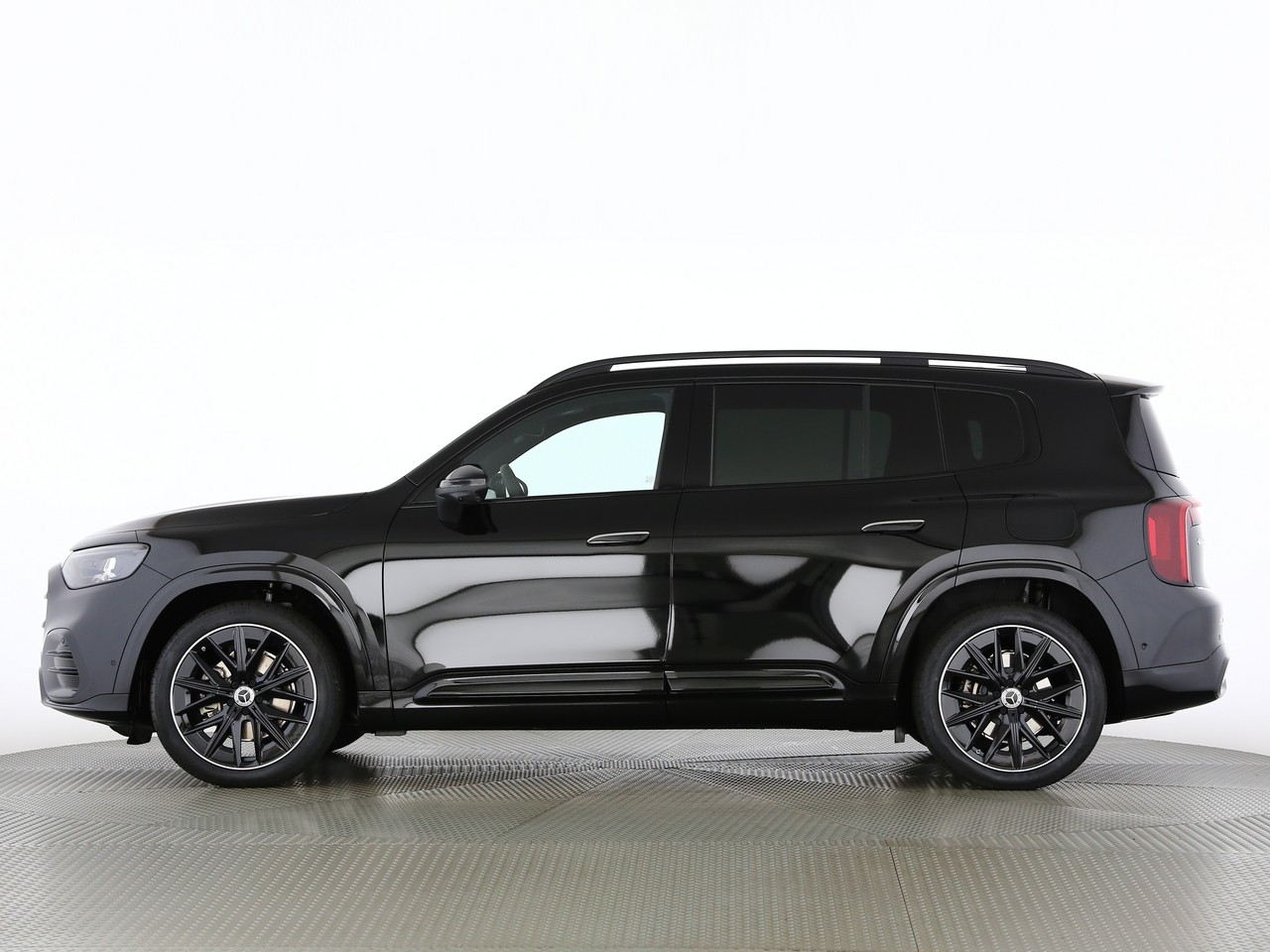 MERCEDES-BENZ GLB 220 4Matic 8G-Tronic-image-2