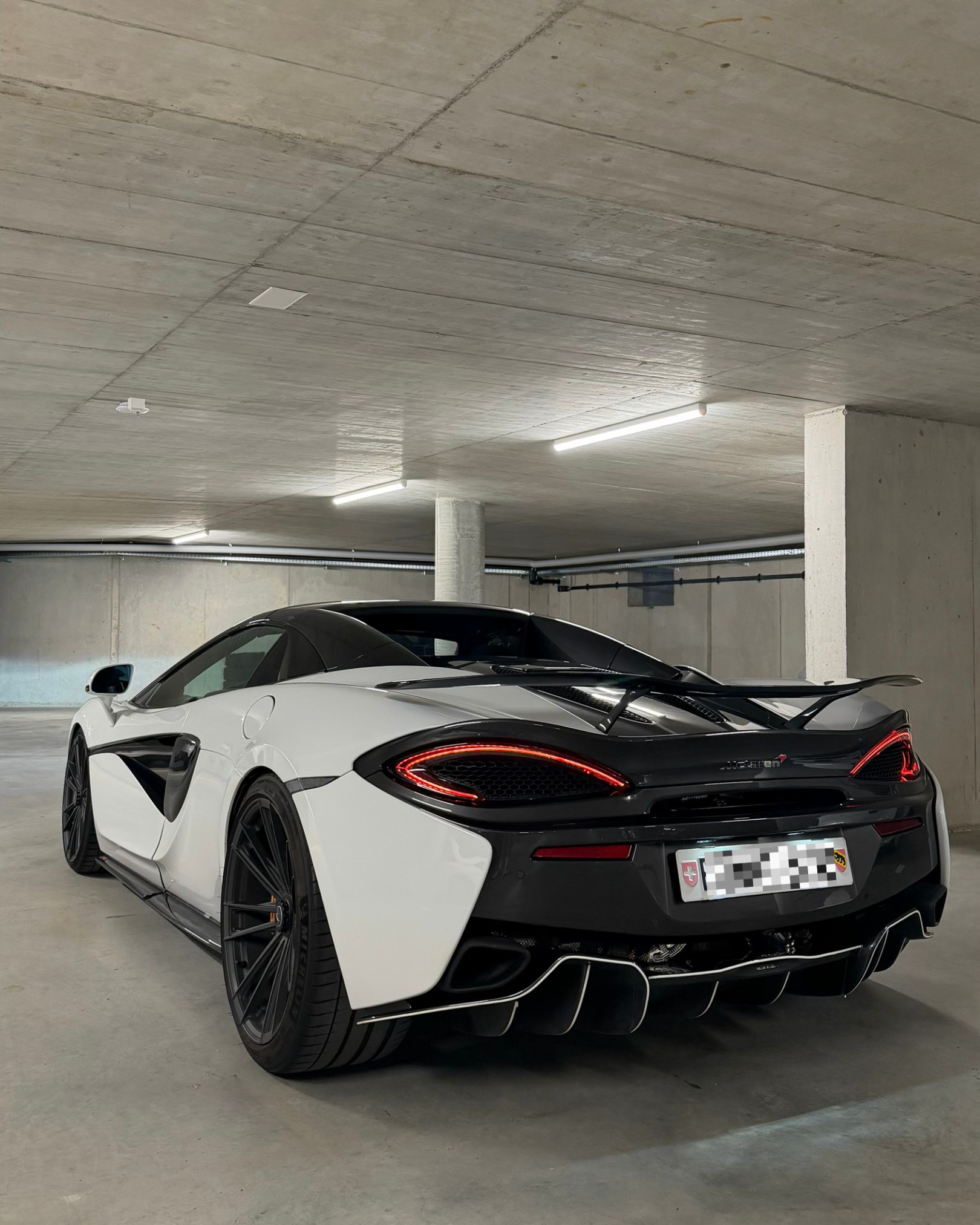 McLAREN Spider 3.8 V8 SSG-image-1