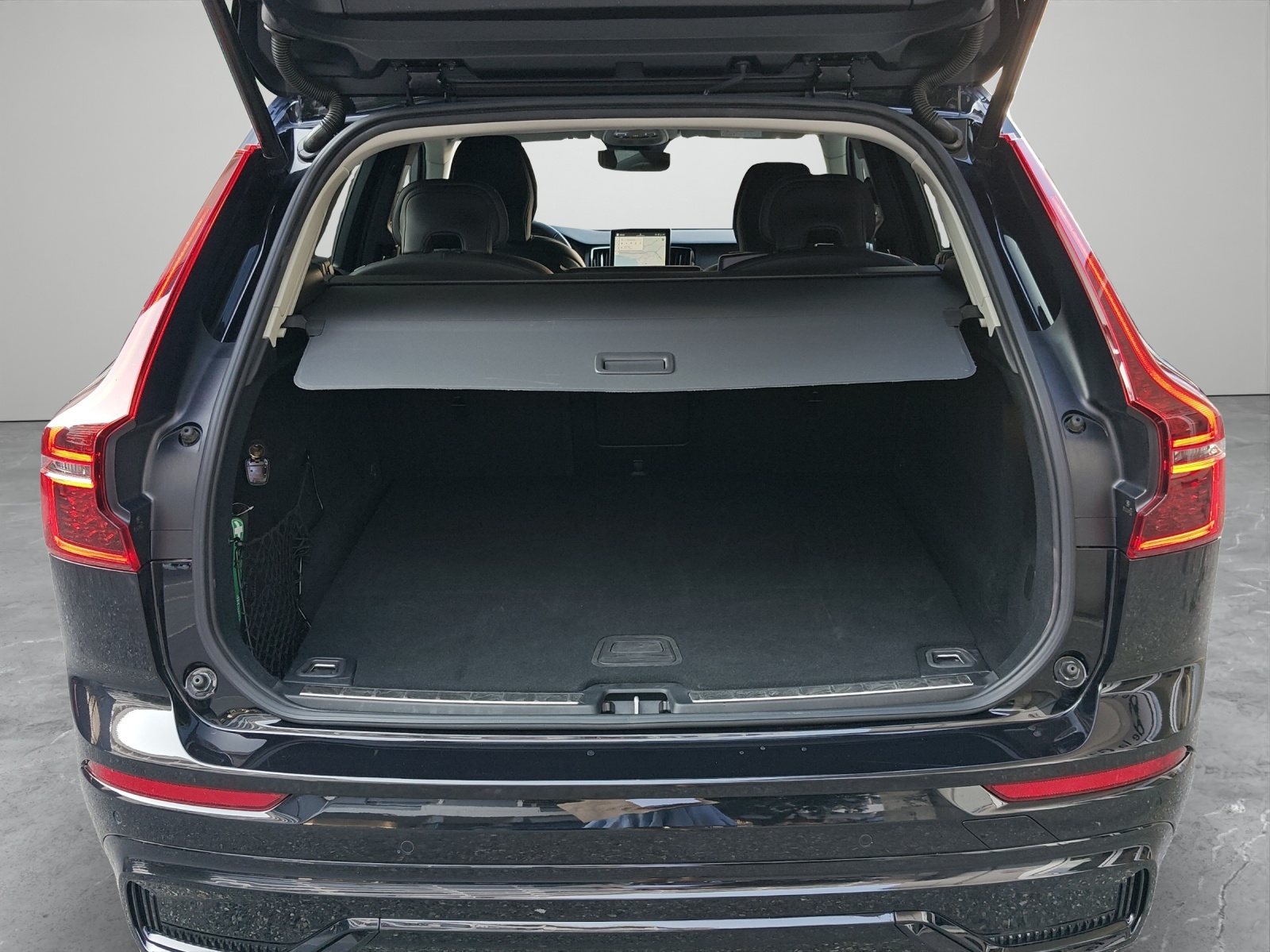 VOLVO XC60 2.0 T8 TE Plus Dark eAWD-image-13