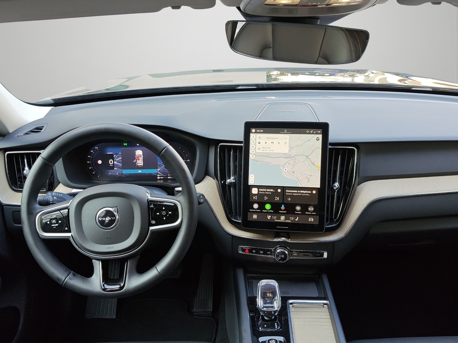 VOLVO XC60 2.0 T8 TE Plus Dark eAWD-image-10