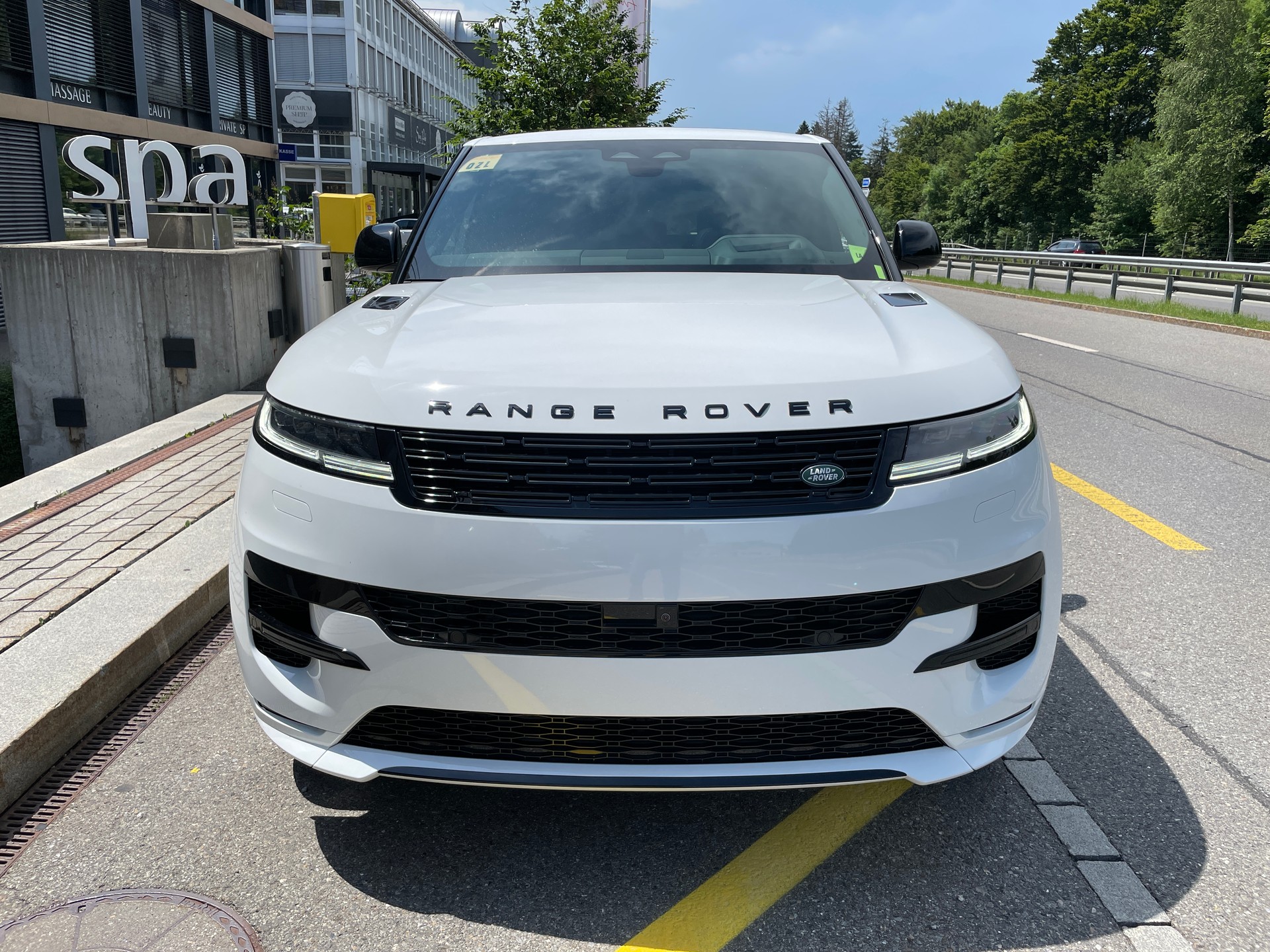 LAND ROVER Range Rover Sport P440e 3.0 Si6 PHEV Dynamic HSE Automatic-image-1
