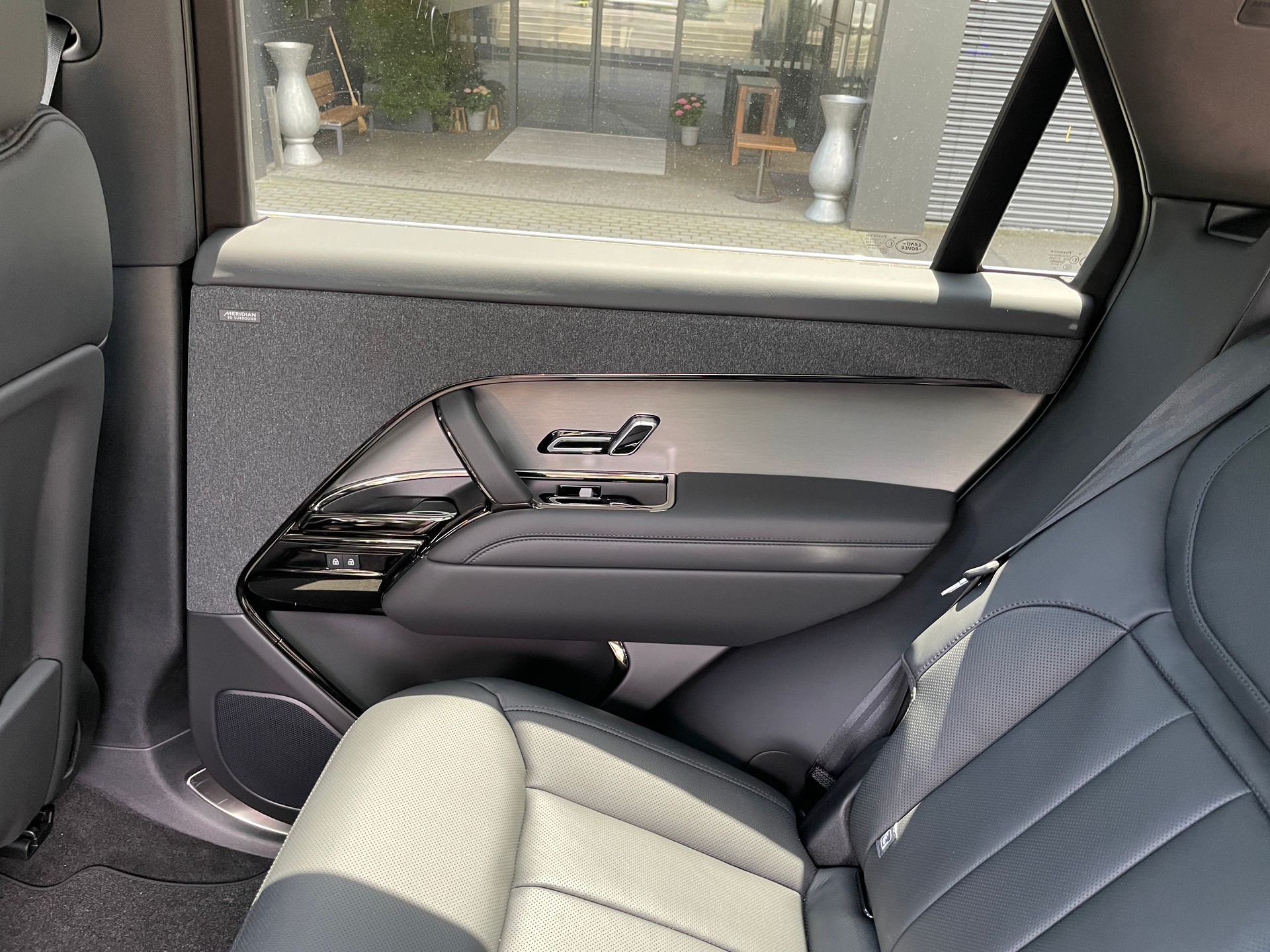 LAND ROVER Range Rover Sport P440e 3.0 Si6 PHEV Dynamic HSE Automatic-image-18