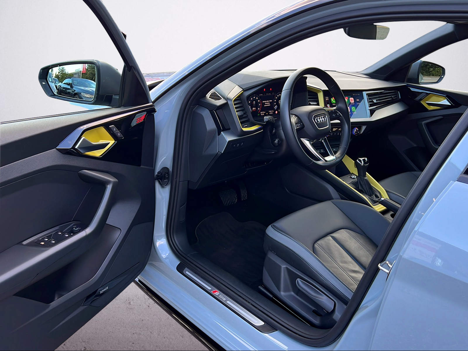 AUDI A1 Sportback 40 TFSI S Line S-tronic-image-9