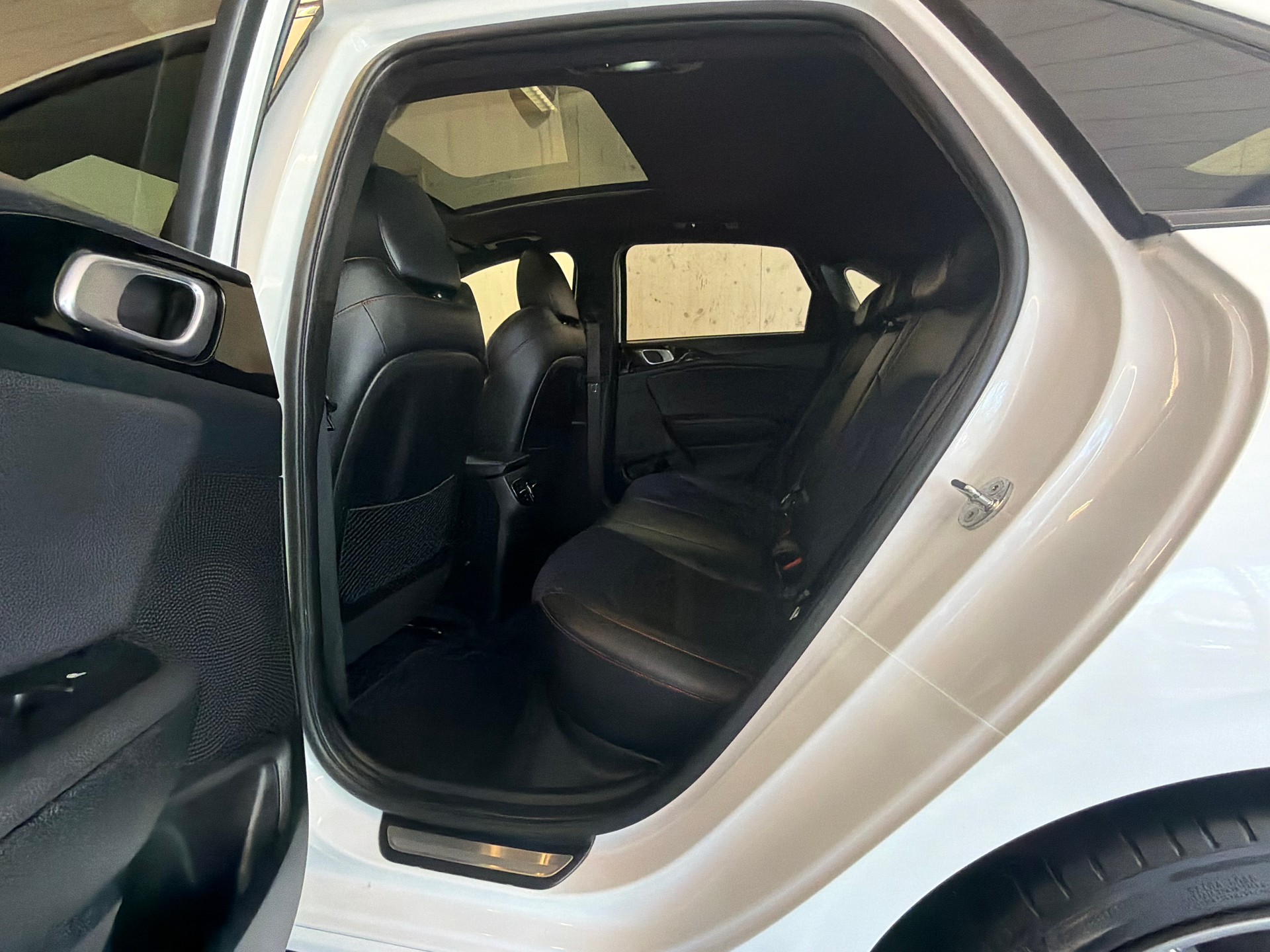 KIA Ceed 1.6 T-GDi GT DCT-image-13