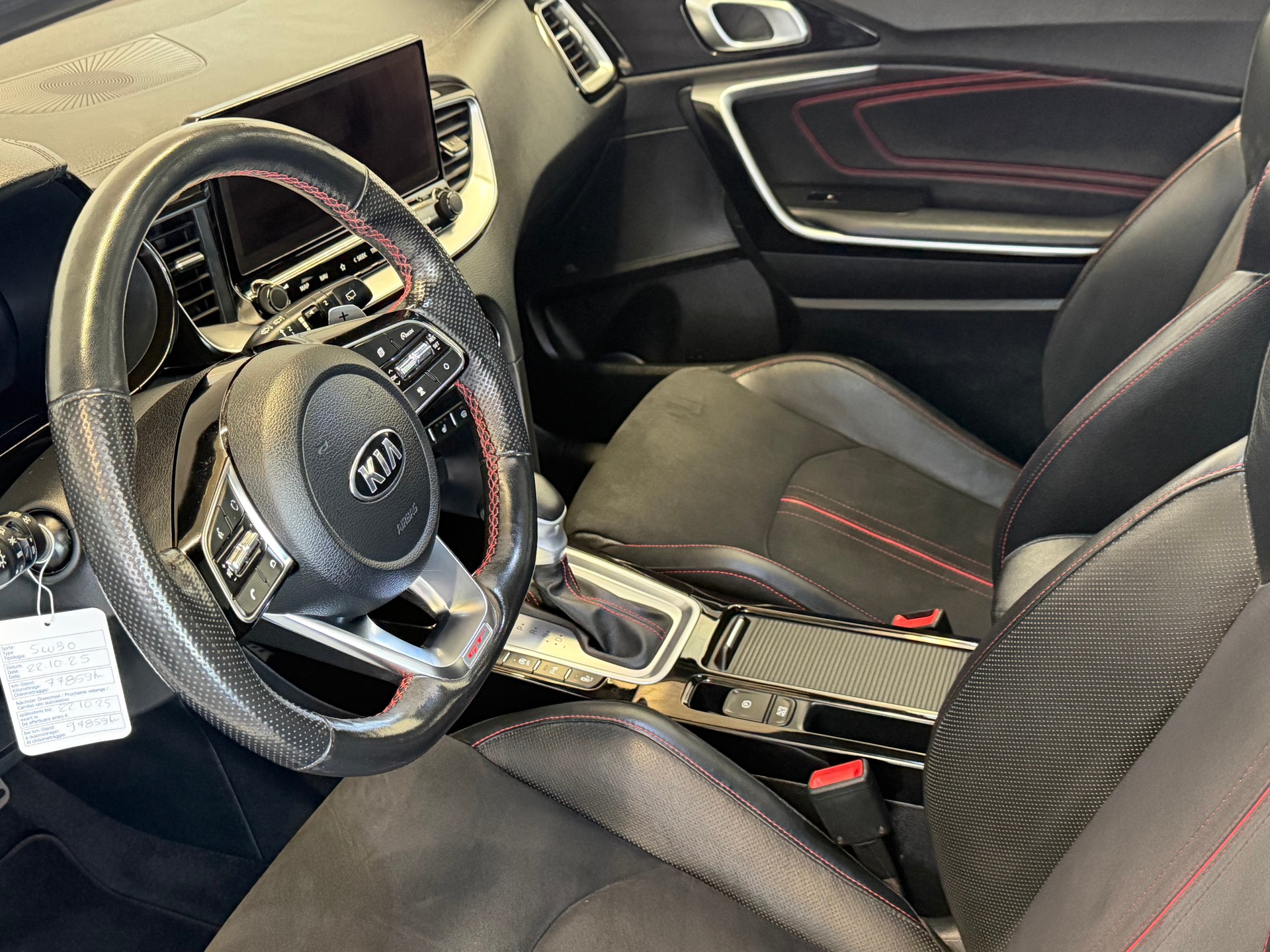 KIA Ceed 1.6 T-GDi GT DCT-image-10