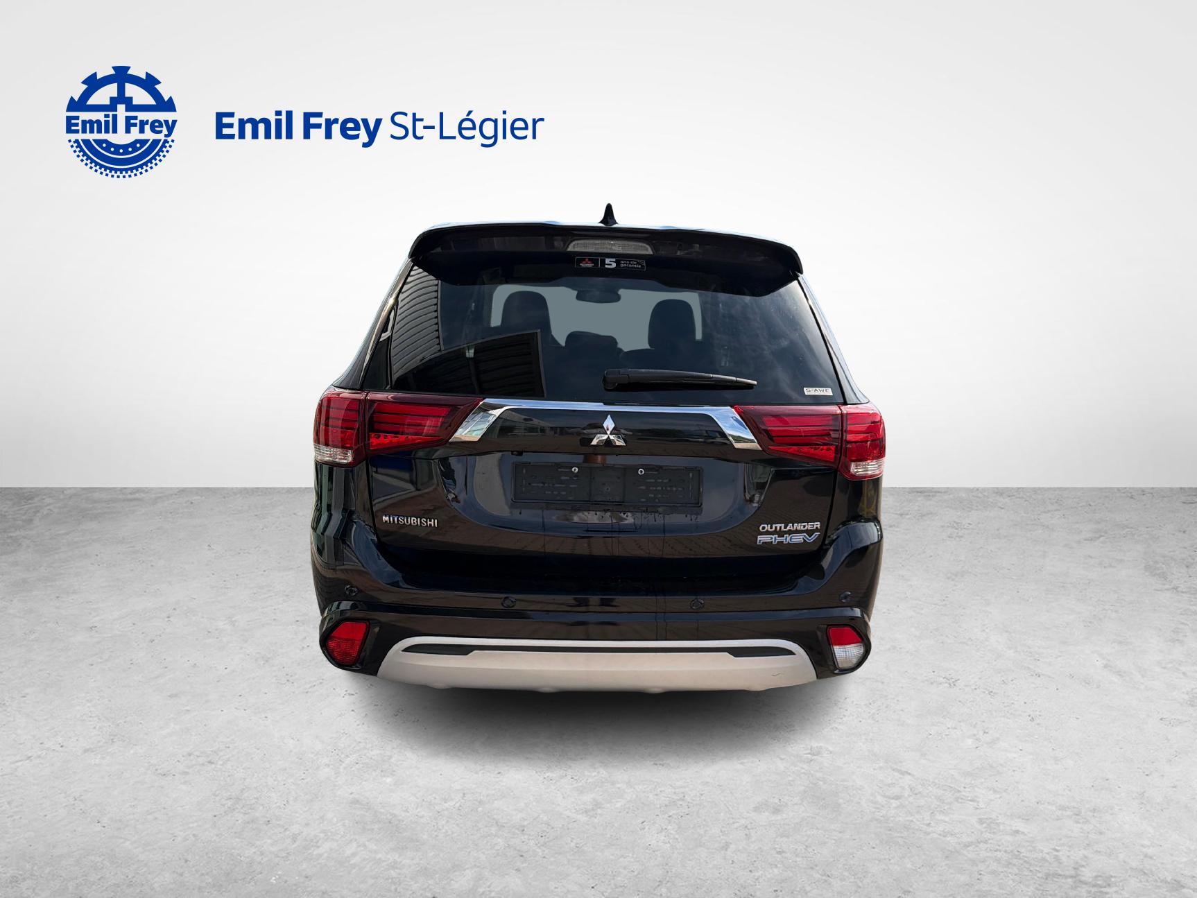 MITSUBISHI Outlander 2.4 PHEV Style-showroom-element-3