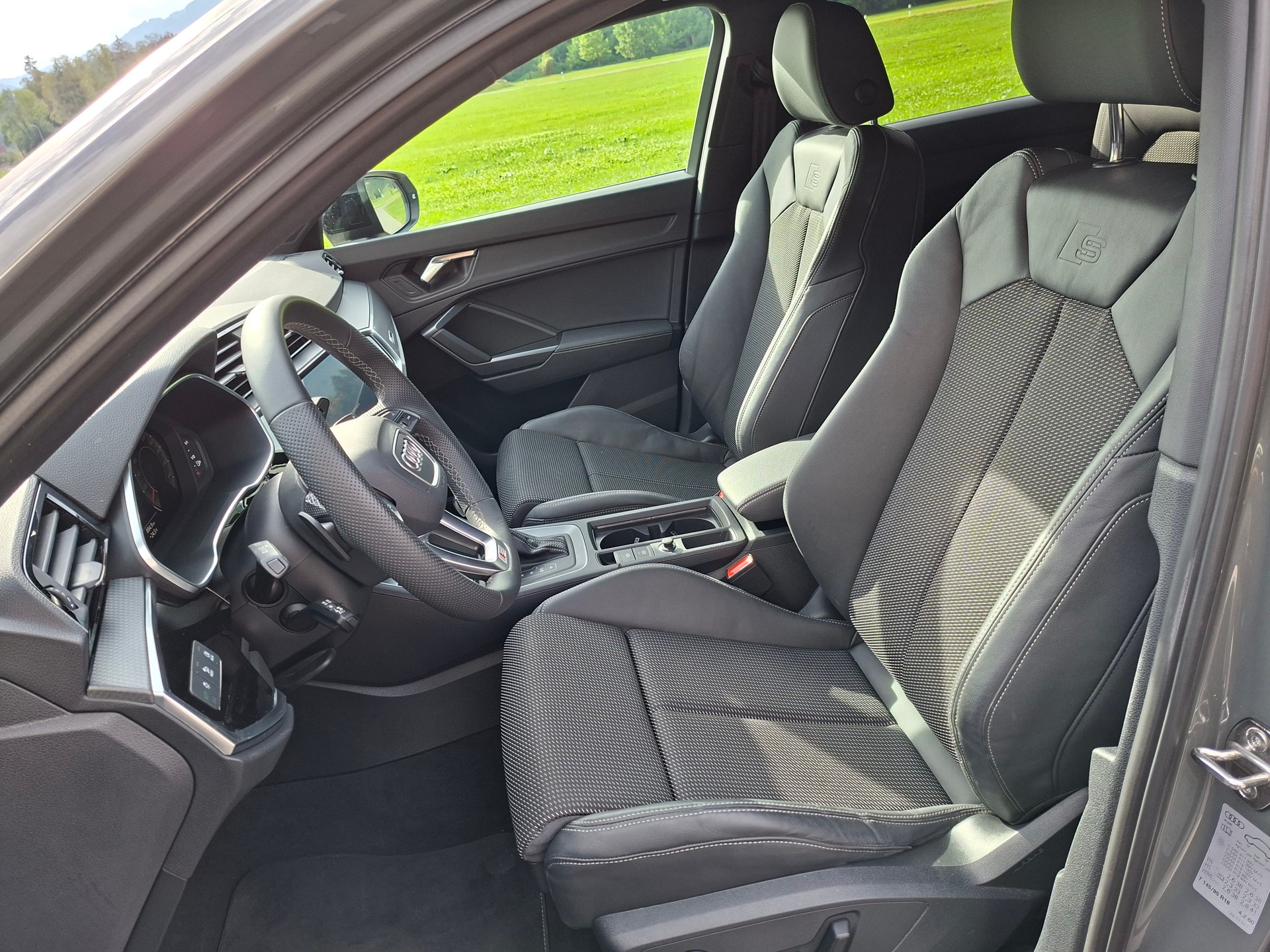 AUDI Q3 Sportback 35 TFSI Attraction S-tronic-image-7
