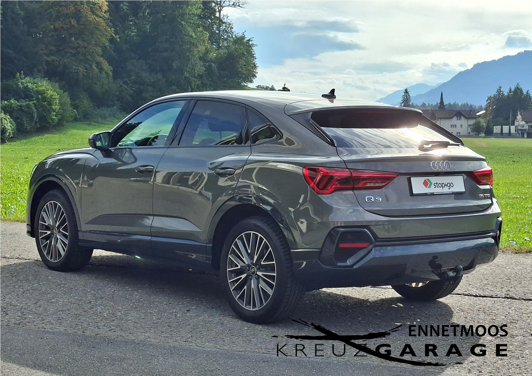 AUDI Q3 Sportback 35 TFSI Attraction S-tronic-image-2