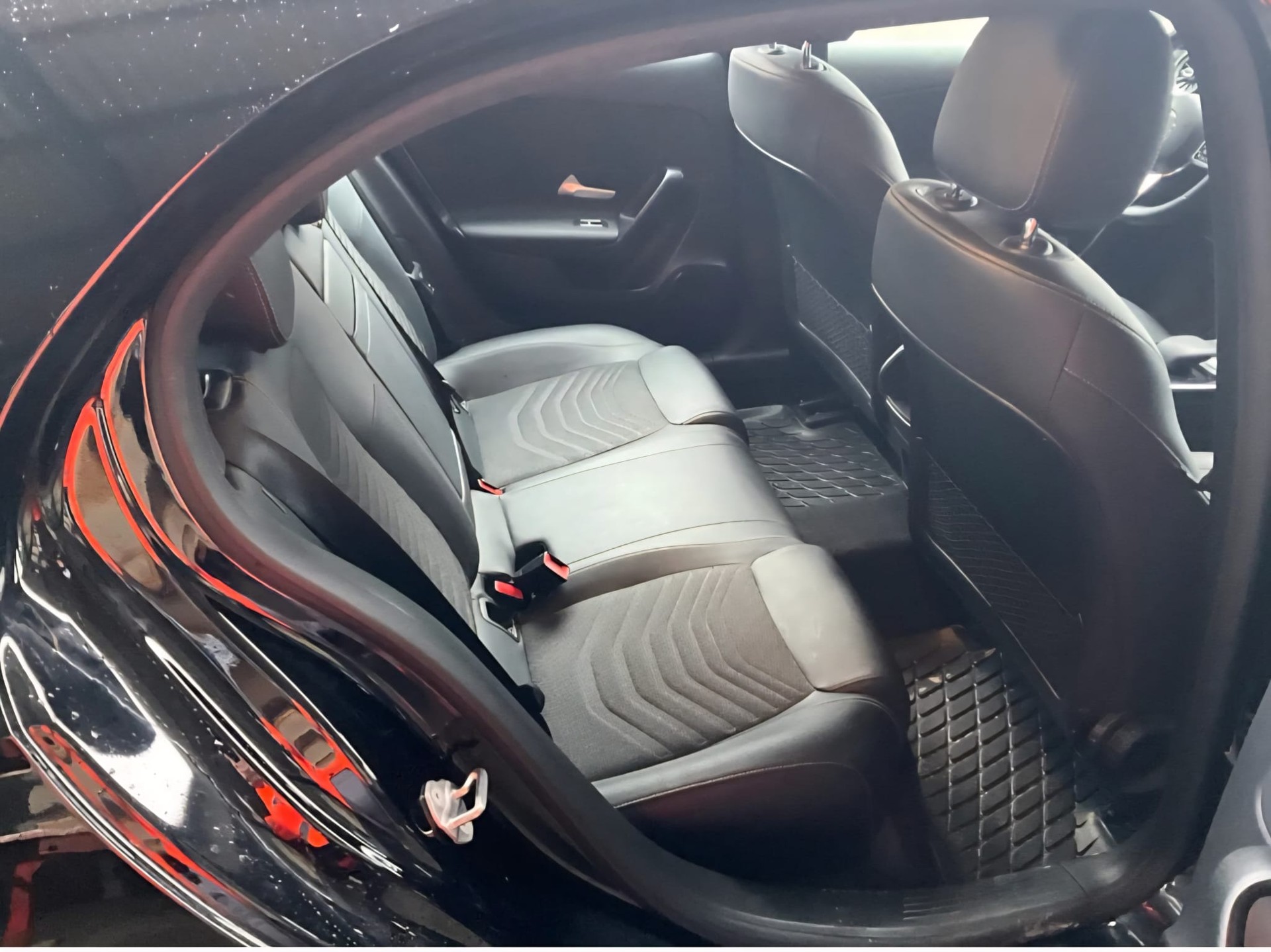 MERCEDES-BENZ A 250 Progressive 4m-image-5