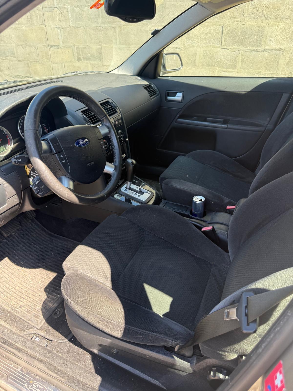 FORD Mondeo 2.5i V6 Executive-image-8
