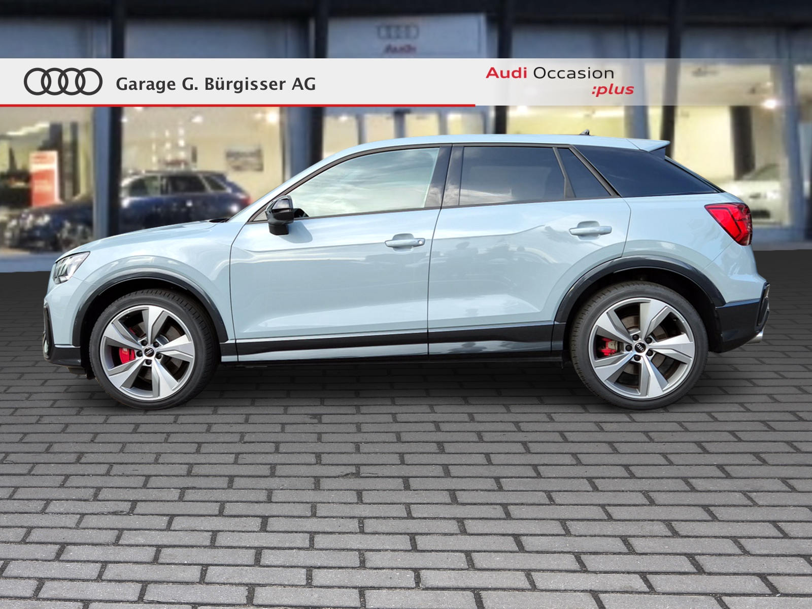 AUDI SQ2 TFSI quattro S-tronic Pfeilgrau Perleffekt-showroom-element-2