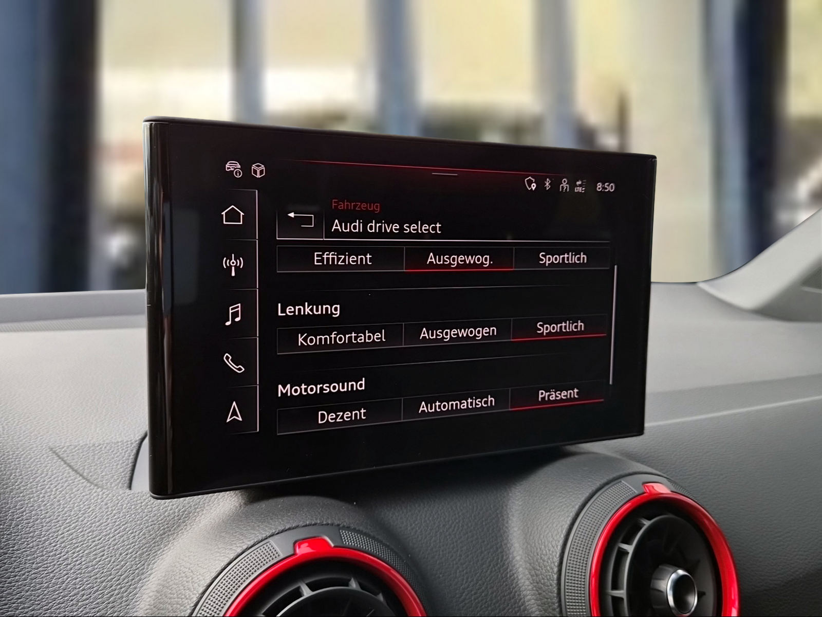 AUDI SQ2 TFSI quattro S-tronic Pfeilgrau Perleffekt-image-15