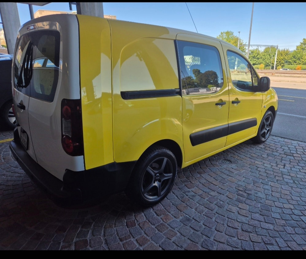 CITROEN 1.6 e-HDi 90 DPF Confort EGS-image-3