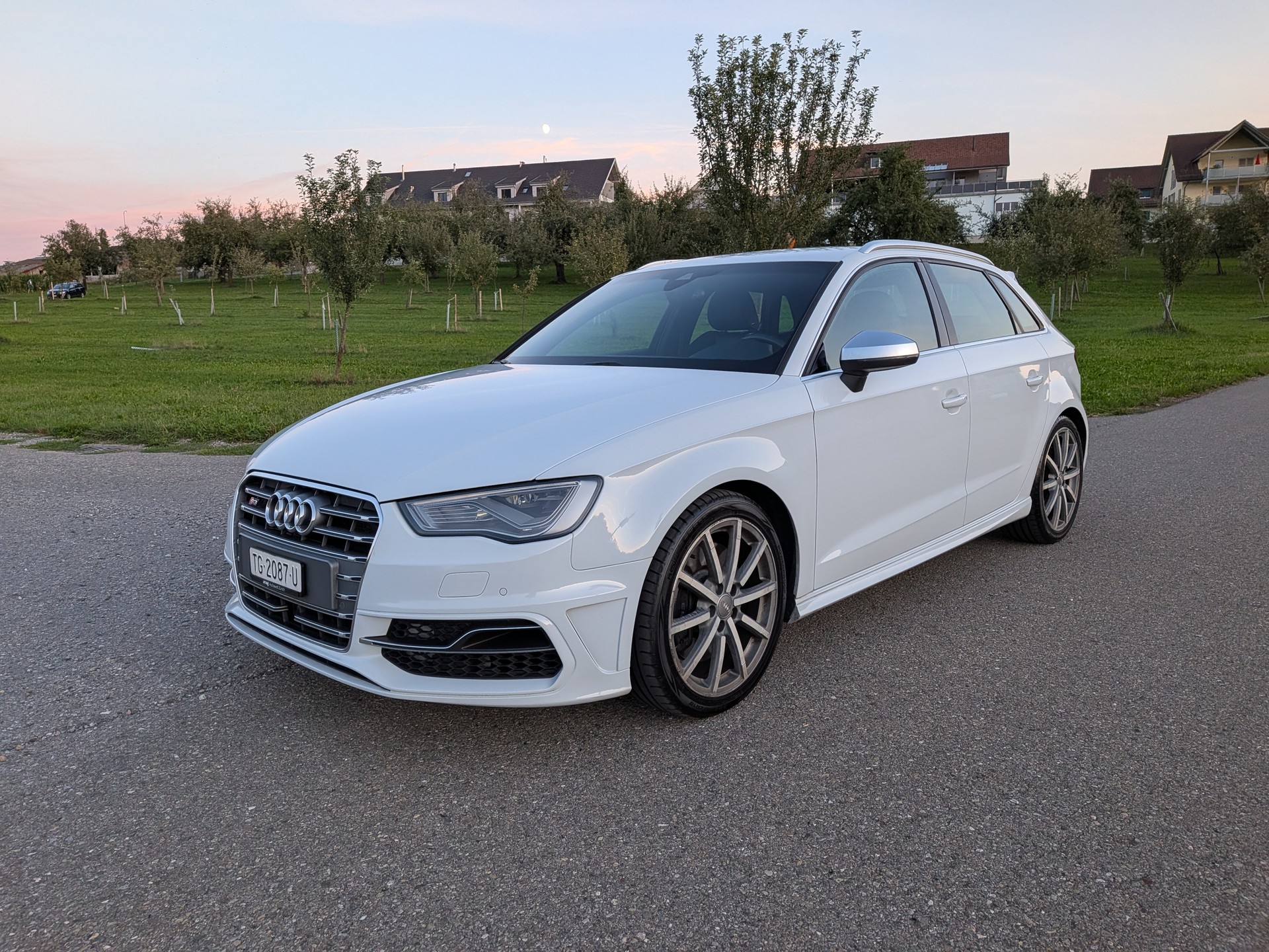 AUDI S3 Sportback 2.0 TFSI quattro S-tronic-image-4
