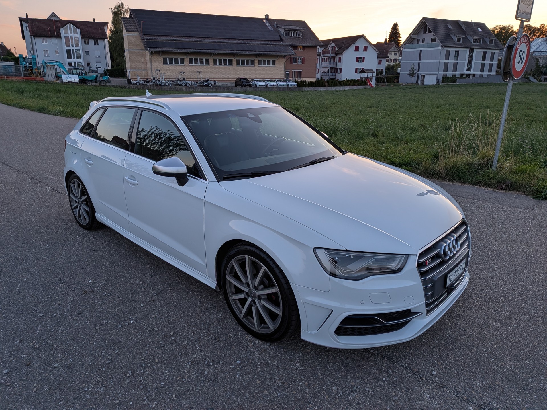 AUDI S3 Sportback 2.0 TFSI quattro S-tronic-image-1