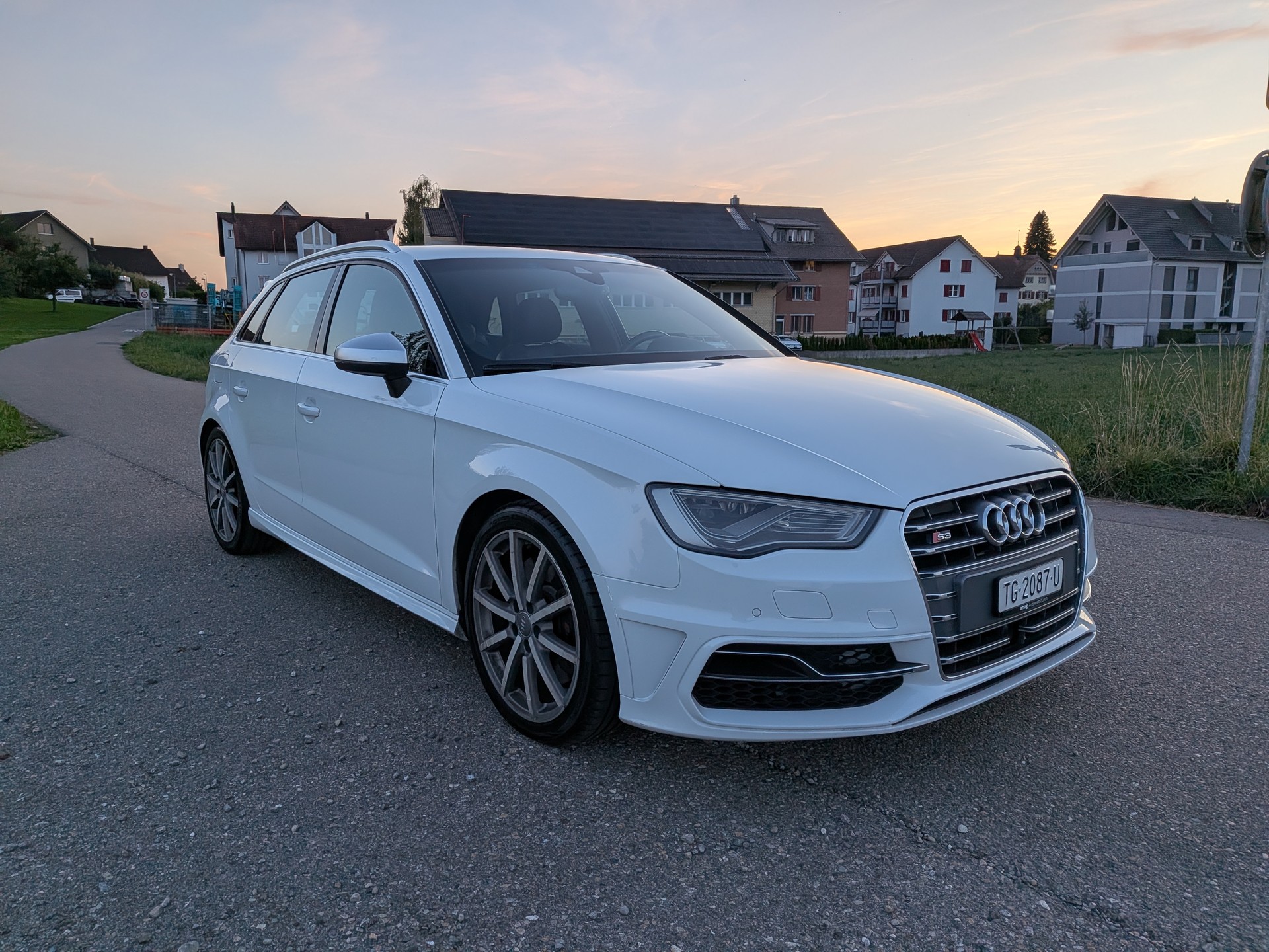 AUDI S3 Sportback 2.0 TFSI quattro S-tronic-image-5