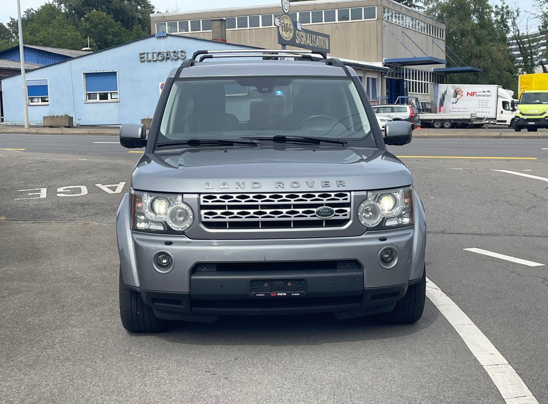 LAND ROVER Discovery 3.0 SDV6 HSE Automatic-image-1
