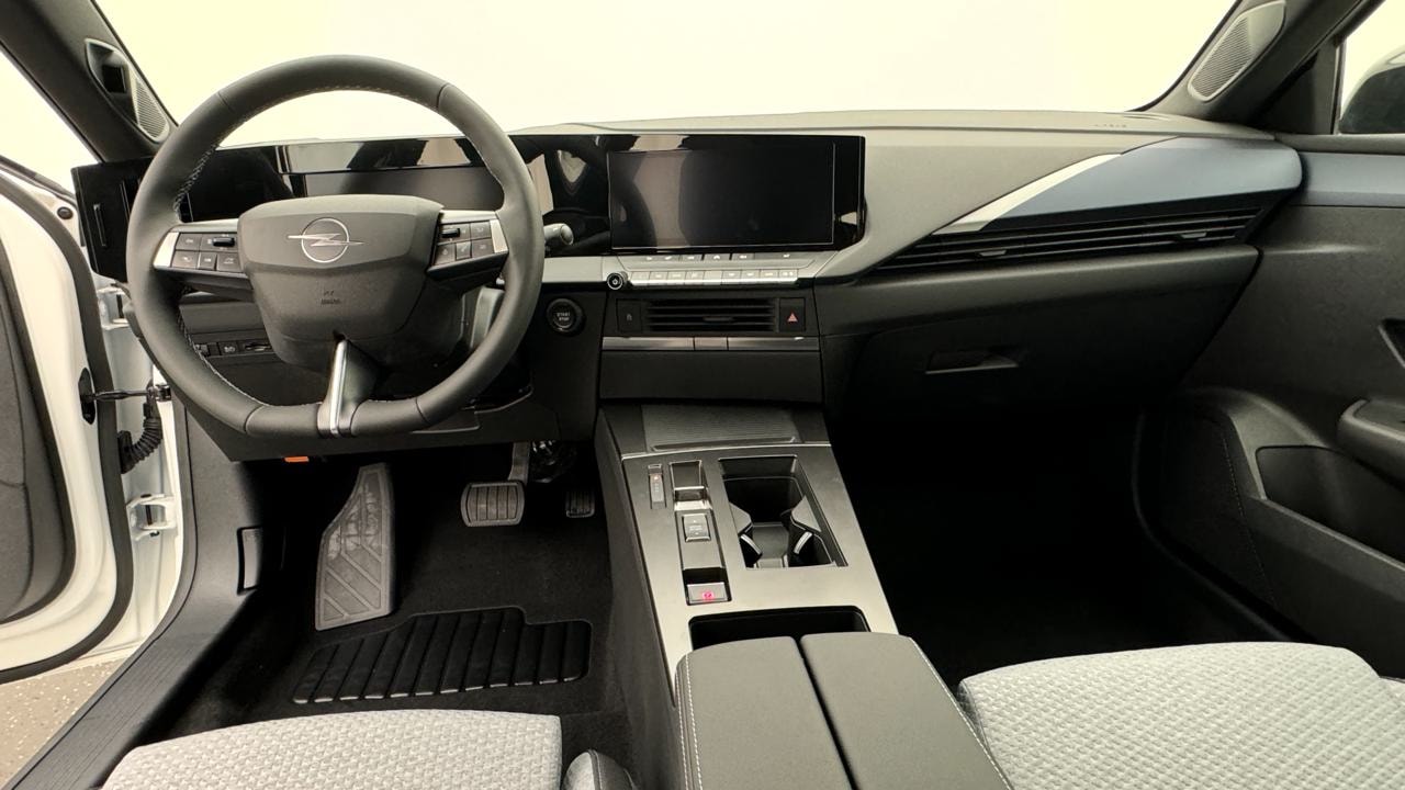 OPEL Astra Sports Tourer 54 kWh Edition-image-5