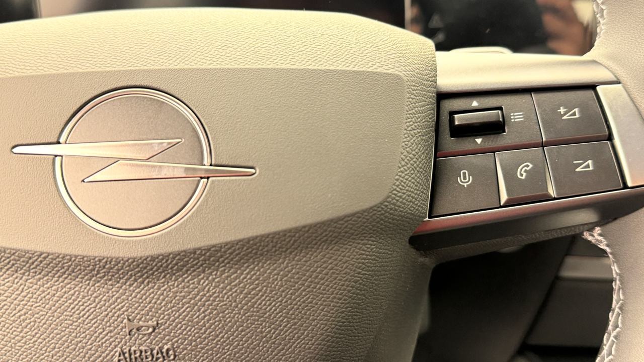 OPEL Astra Sports Tourer 54 kWh Edition-image-9