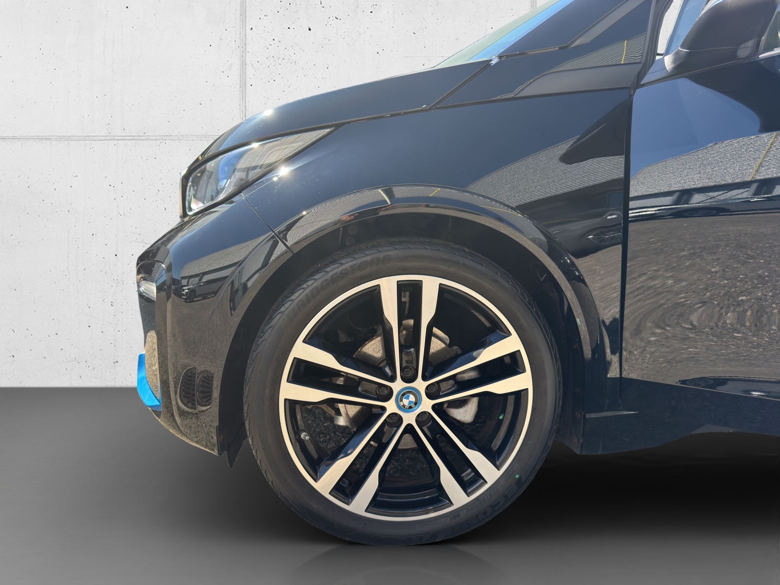BMW i3s (120Ah) Fleet Edition-image-11