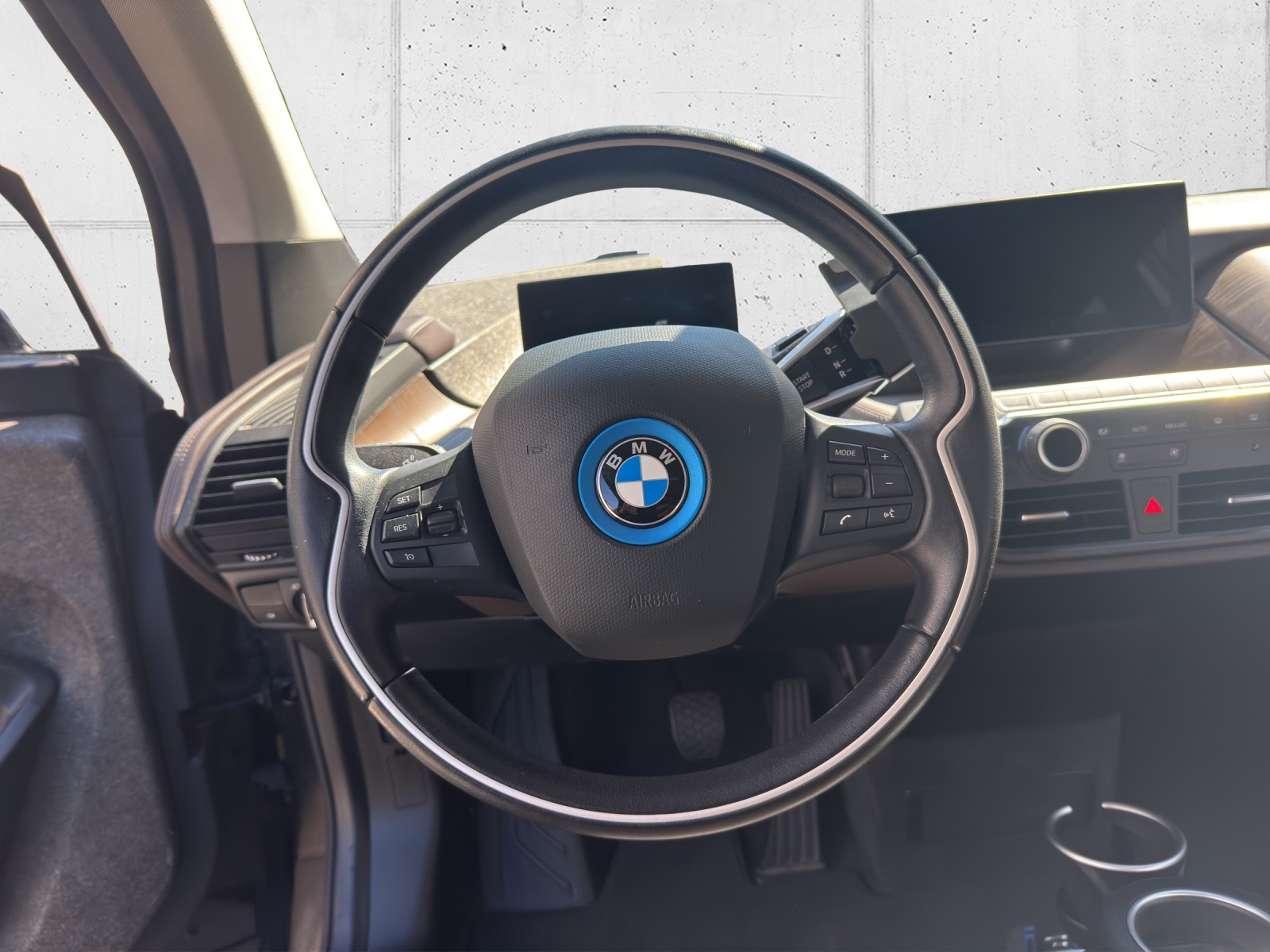 BMW i3s (120Ah) Fleet Edition-image-14
