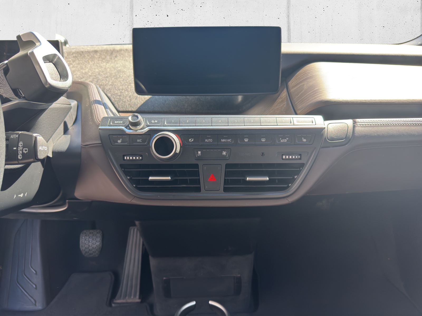 BMW i3s (120Ah) Fleet Edition-image-17