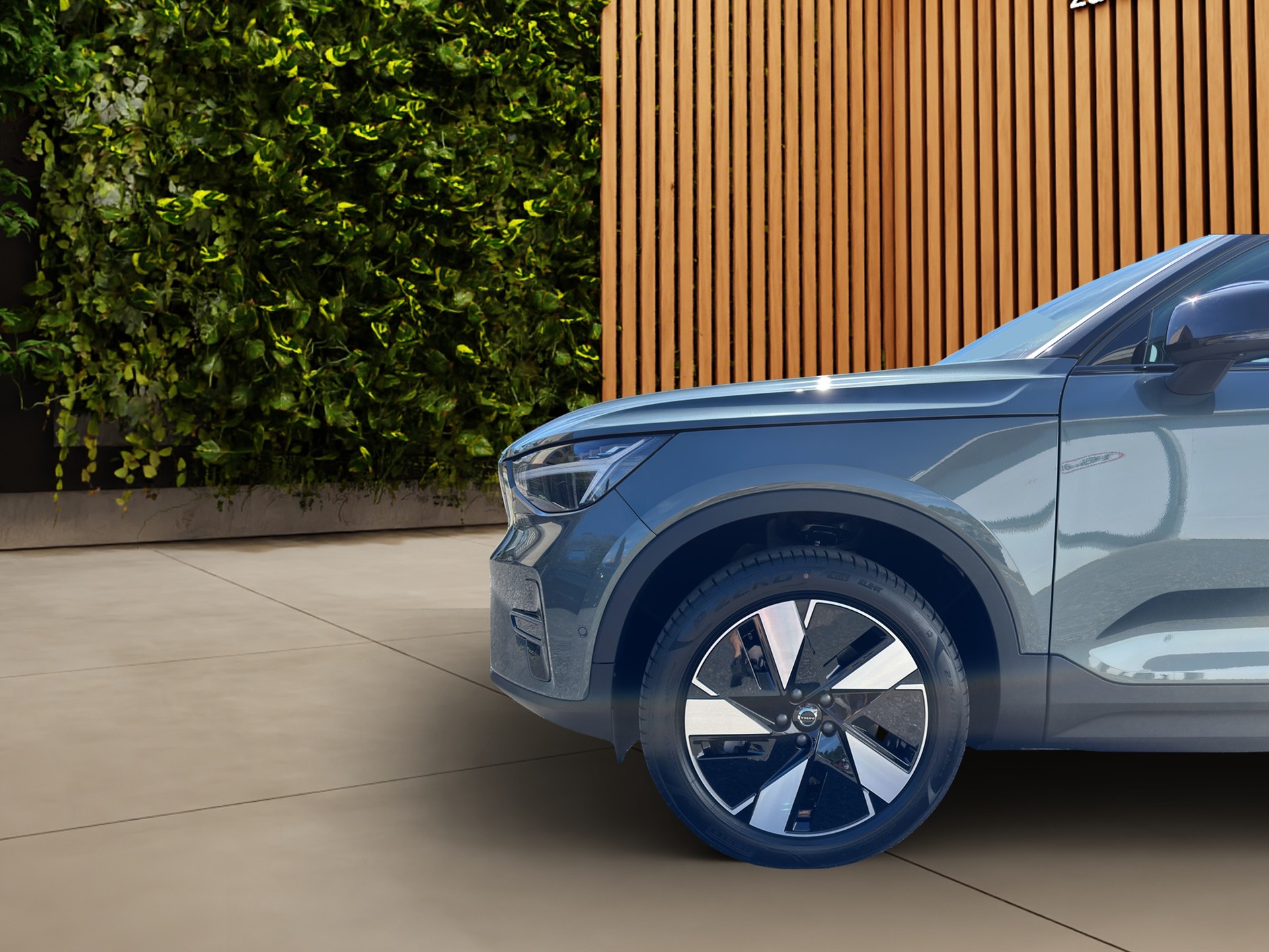 VOLVO EX40 Twin Plus AWD-image-8