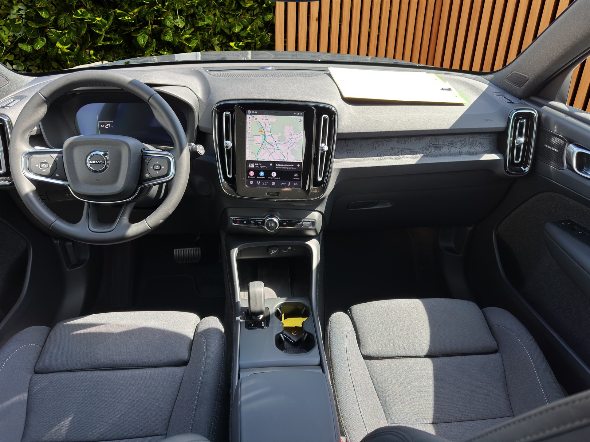 VOLVO EX40 Twin Plus AWD-image-9