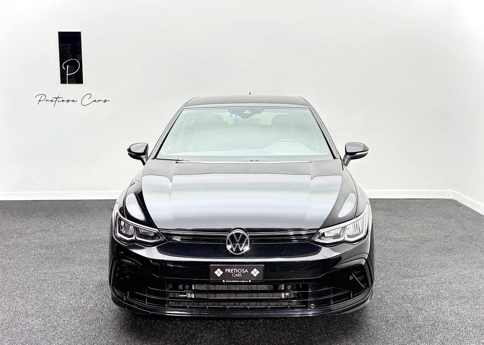 VW Golf 1.5 eTSI mHEV ACT R-Line DSG-image-2