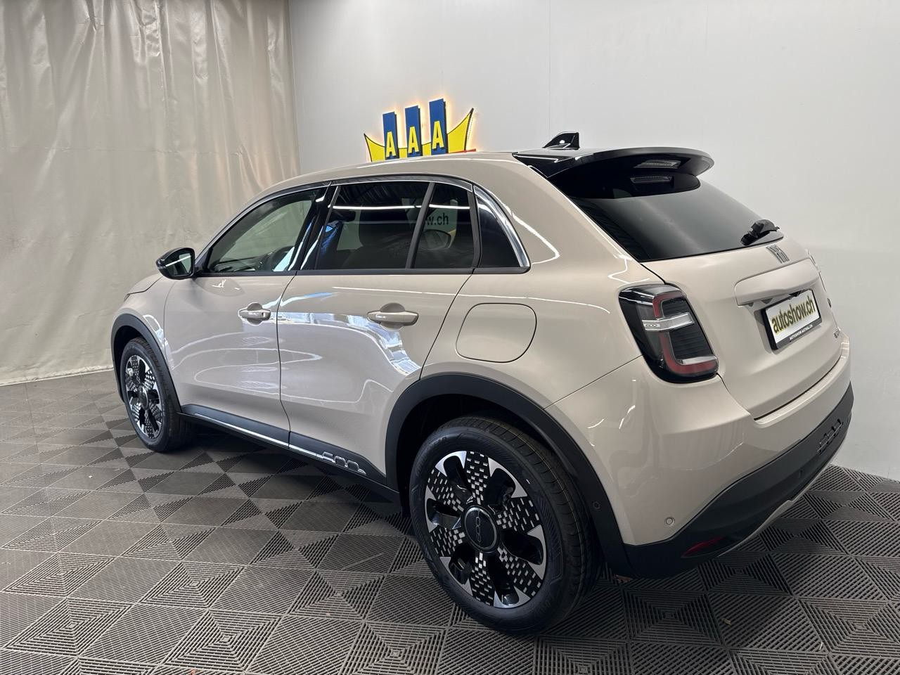 FIAT 600h MildHybrid La Prima-image-1