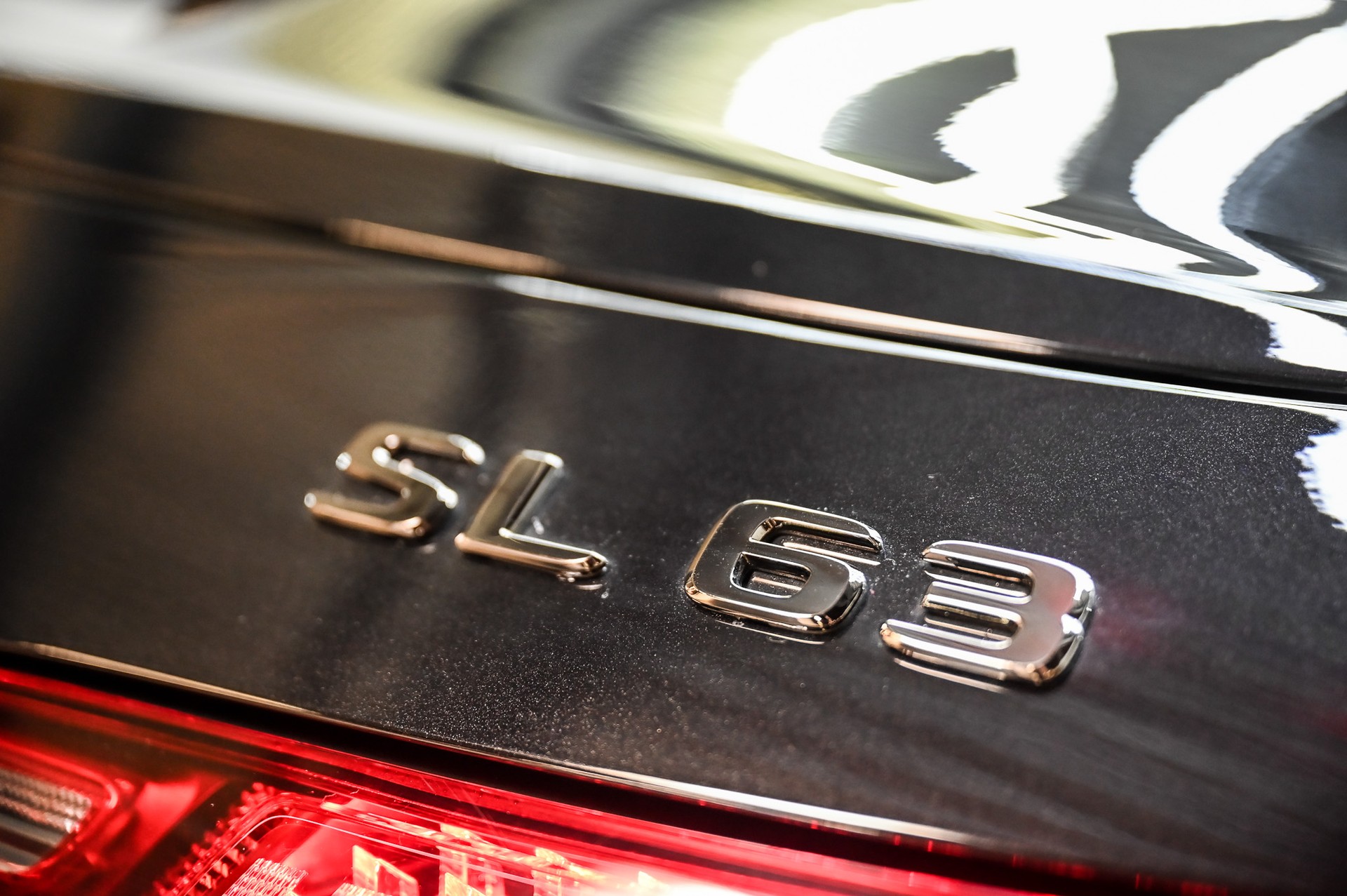 MERCEDES-BENZ AMG SL 63 4matic+ Speedshift MCT-image-18
