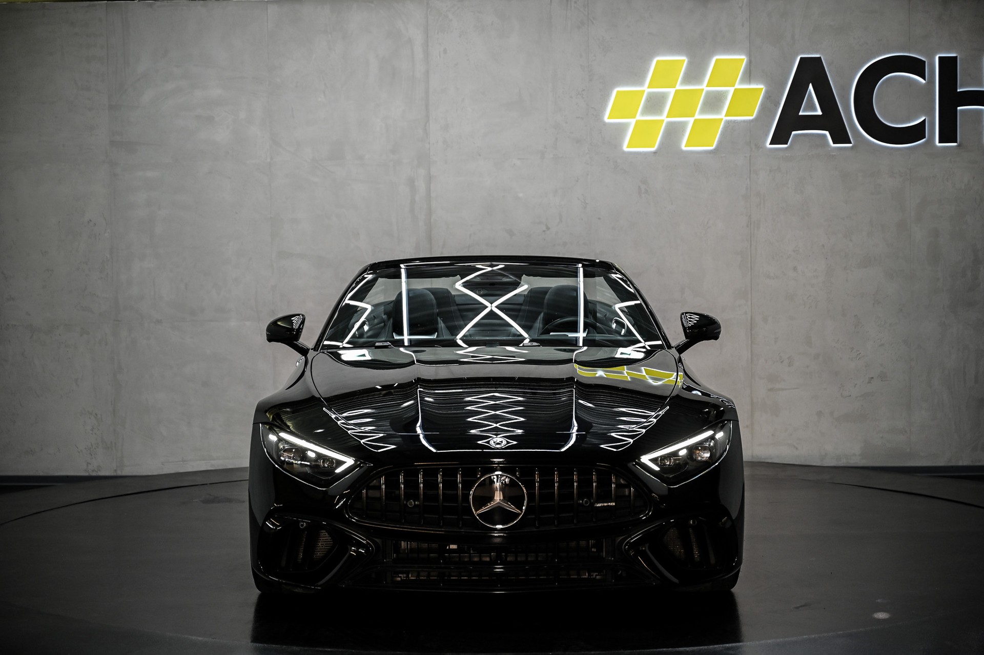 MERCEDES-BENZ AMG SL 63 4matic+ Speedshift MCT-showroom-element-1