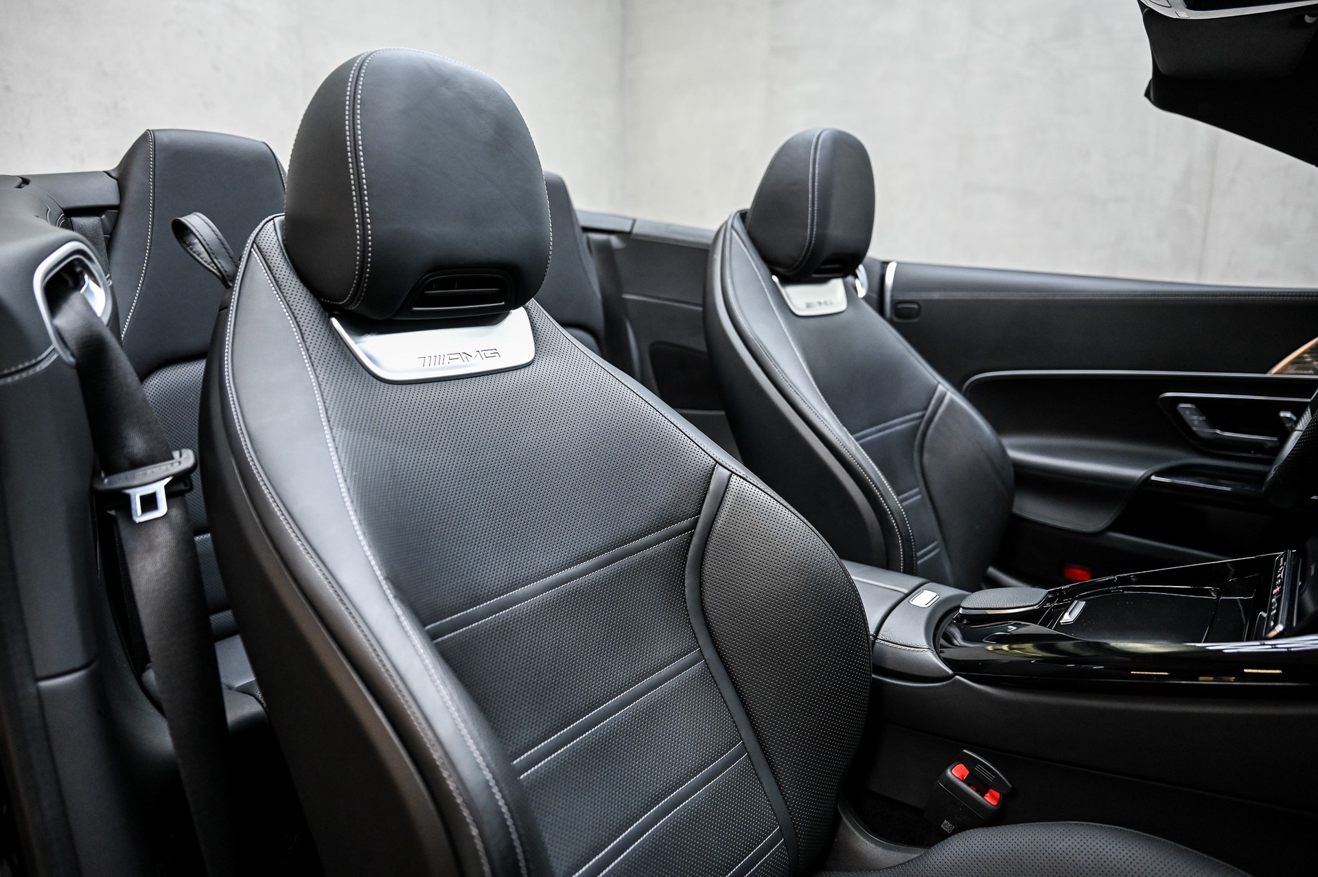 MERCEDES-BENZ AMG SL 63 4matic+ Speedshift MCT-image-30