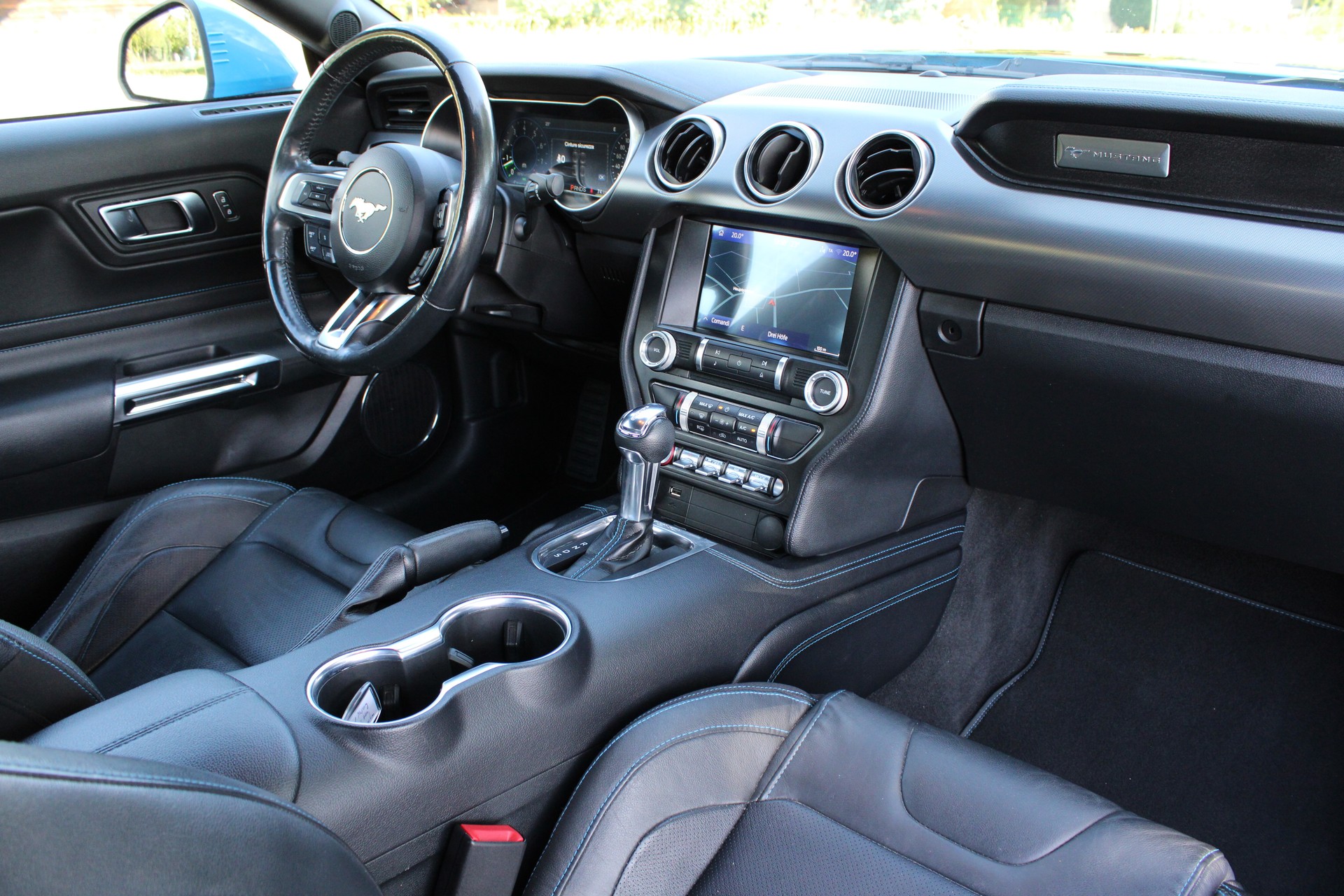 FORD Mustang Fastback 5.0 V8 GT Automat-image-11