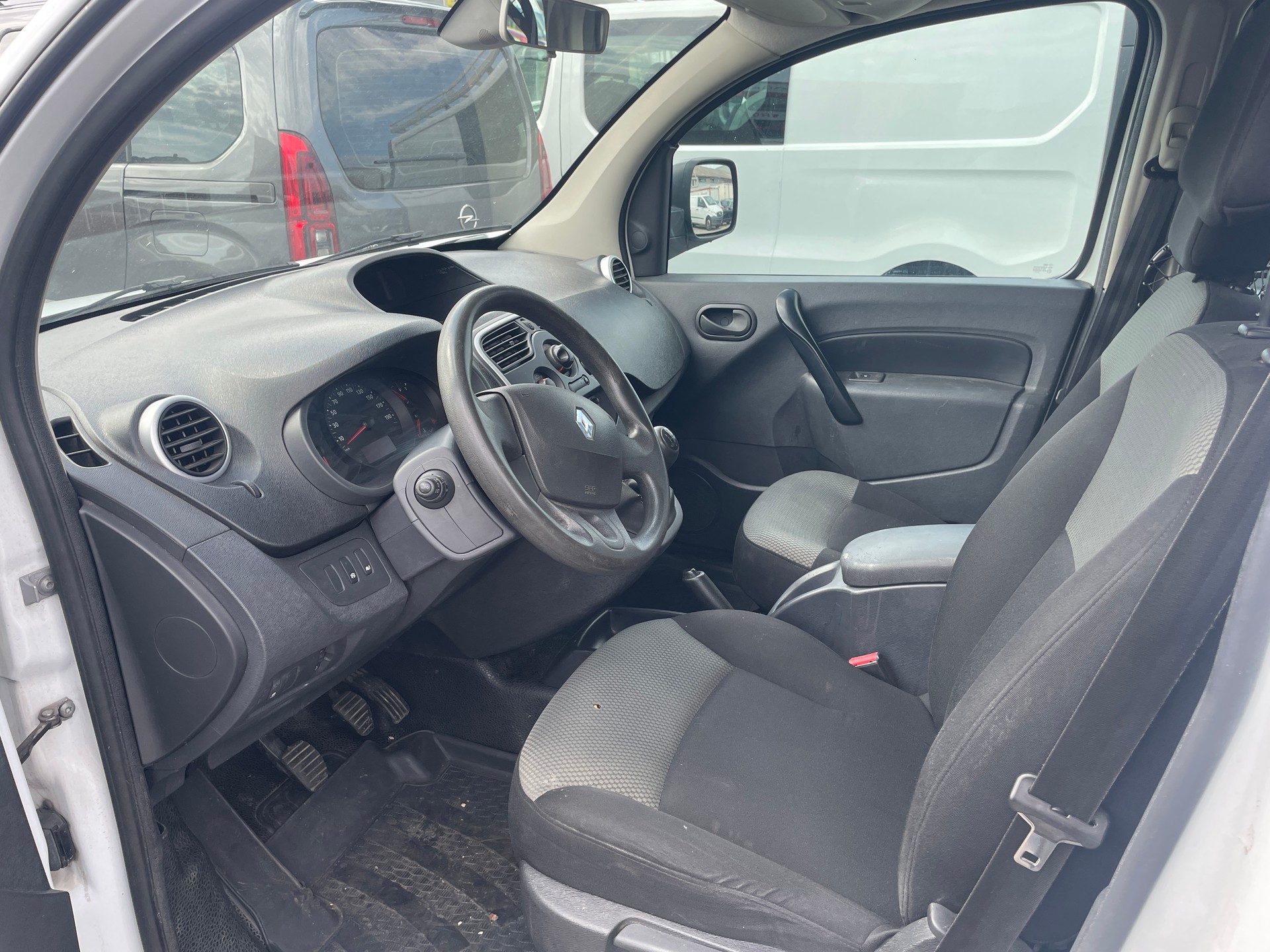 RENAULT Kangoo Maxi dCi 90 ENERGY Access 2 Pl./2 pl.-image-8