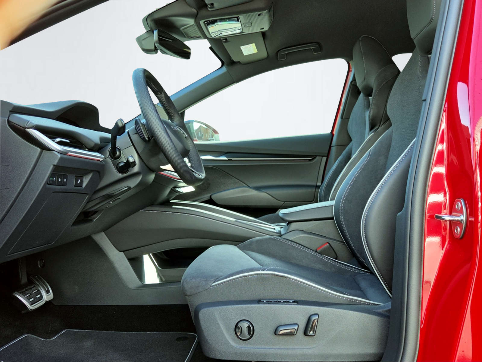 SKODA Elroq 85 SportLine 4x4-image-4