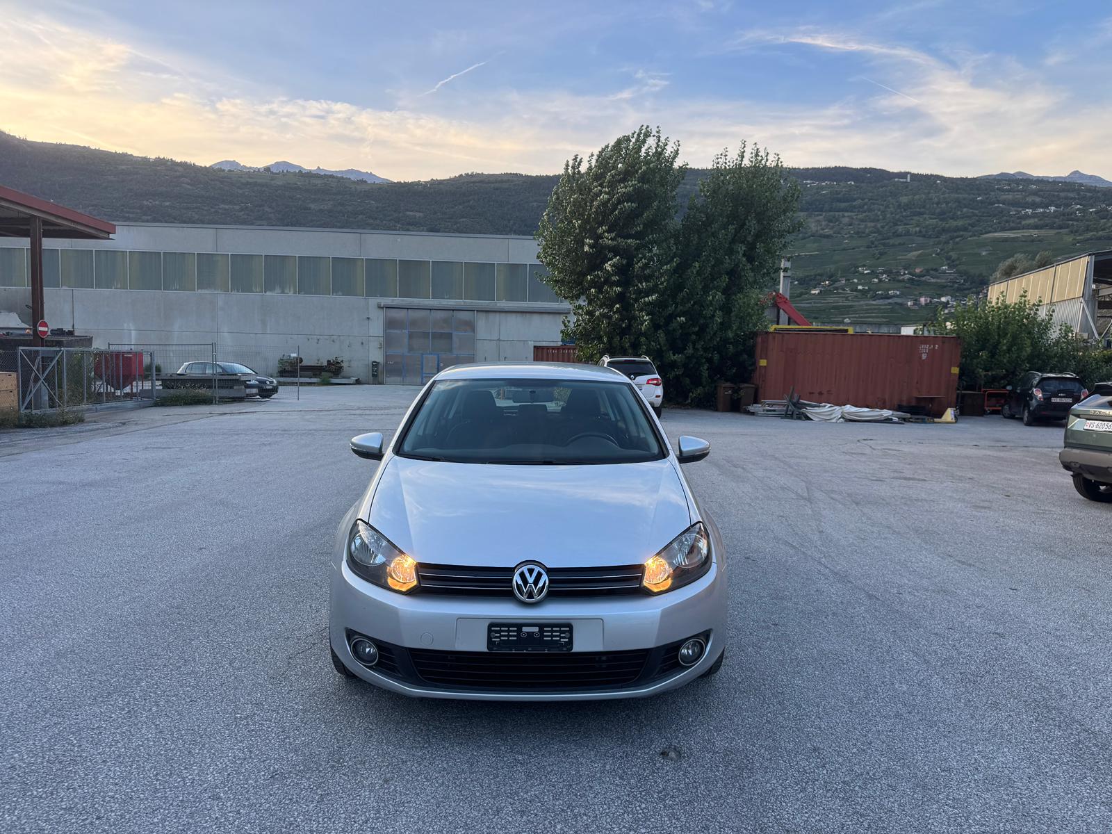 VW Golf 1.4 TSI Comfortline DSG-image-2