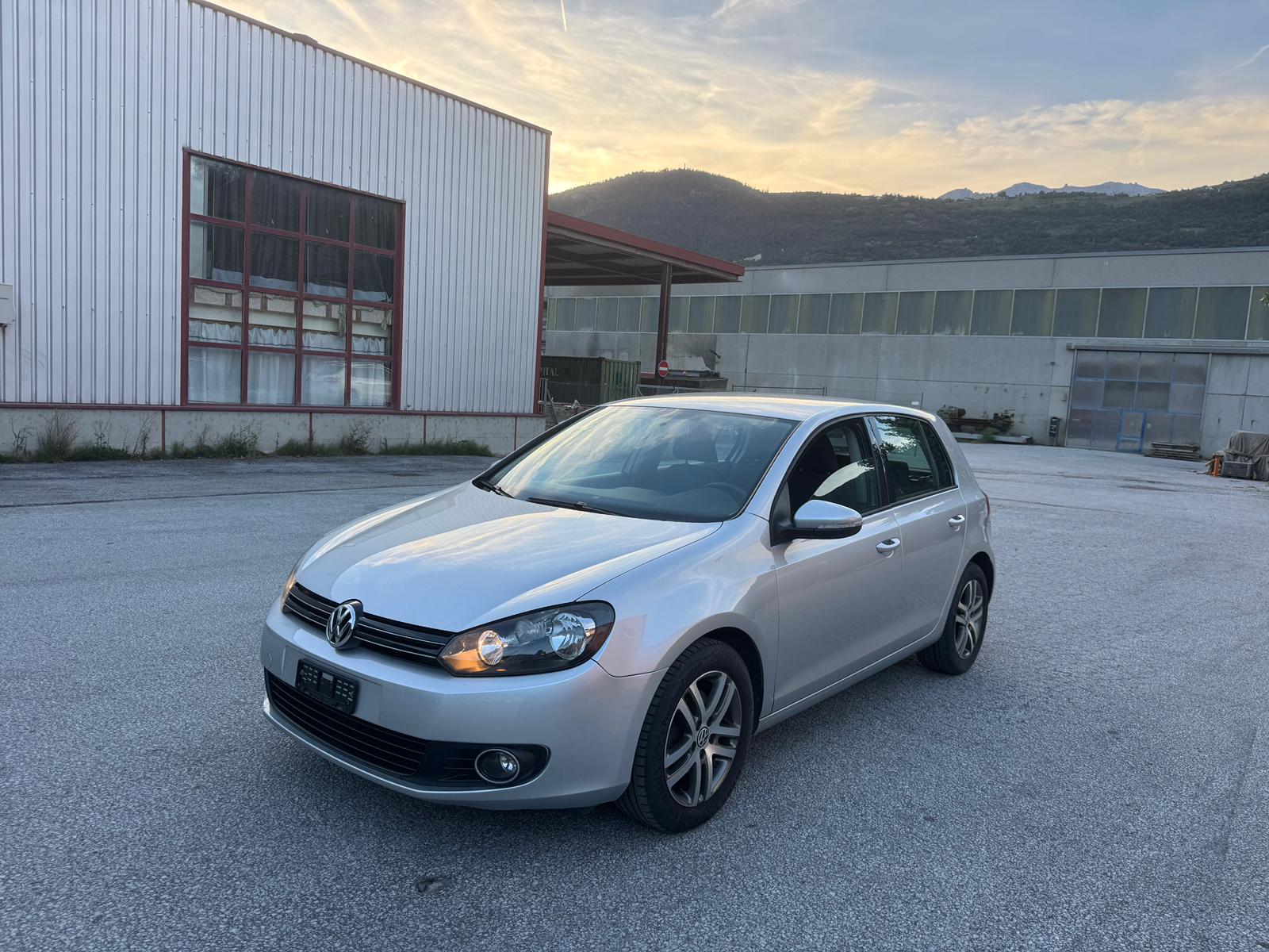 VW Golf 1.4 TSI Comfortline DSG-image-0