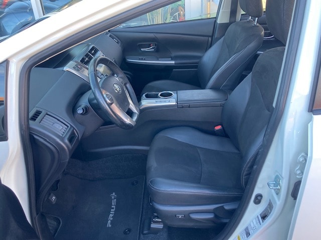 TOYOTA Prius+ 1.8 VVT-i HSD Style-image-9