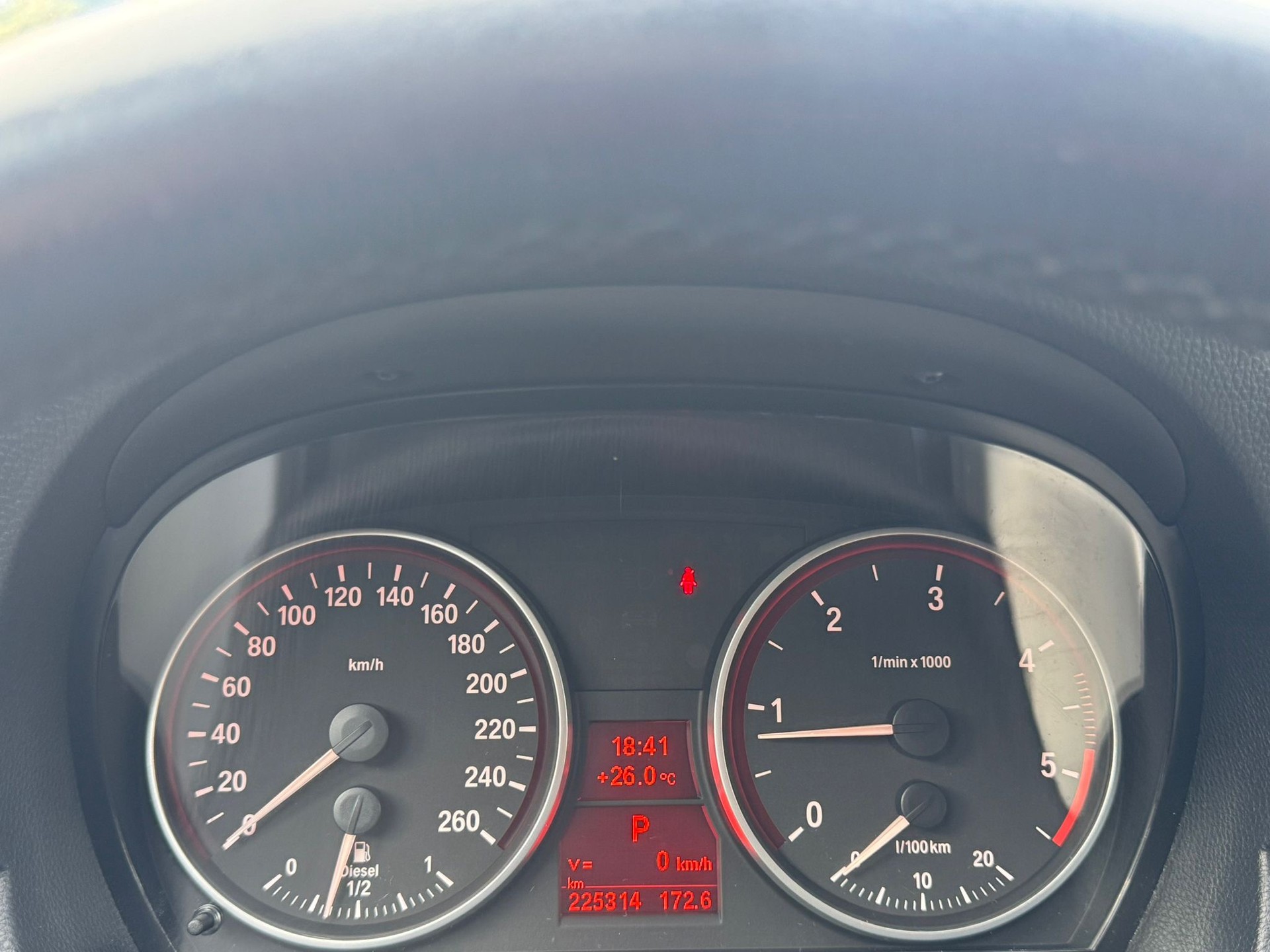 BMW 320d-image-15