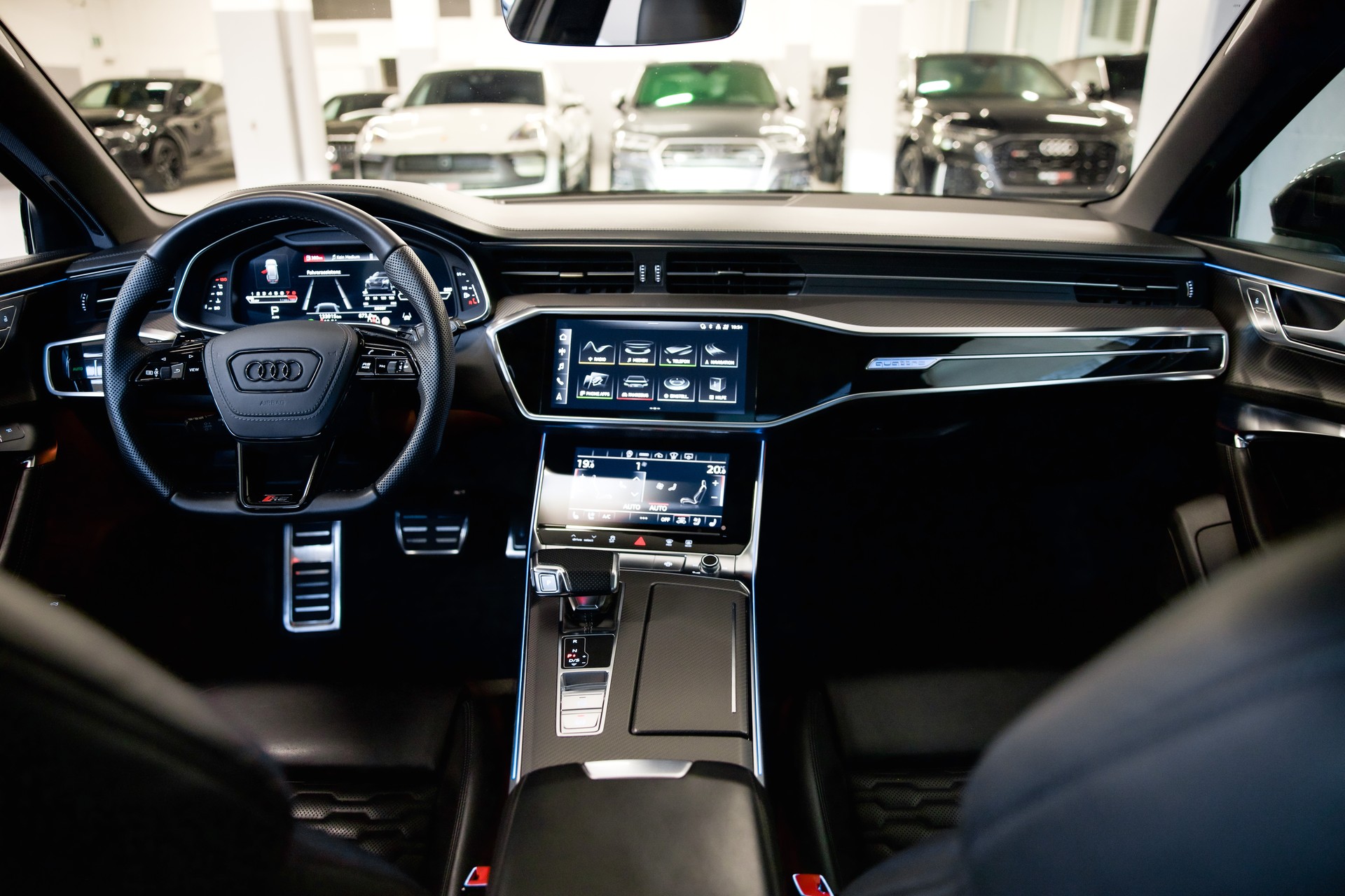 AUDI RS6 Avant 4.0 TFSI V8 quattro *Ch-Fhz.*-image-16