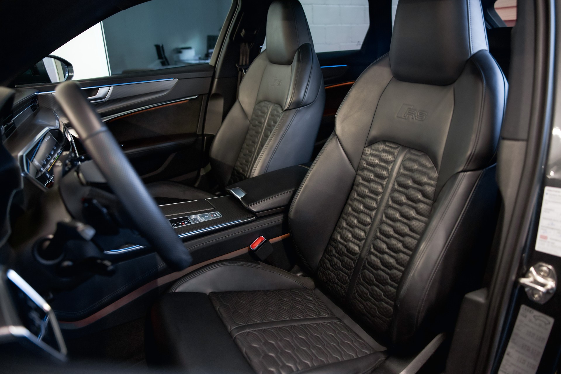 AUDI RS6 Avant 4.0 TFSI V8 quattro *Ch-Fhz.*-image-19