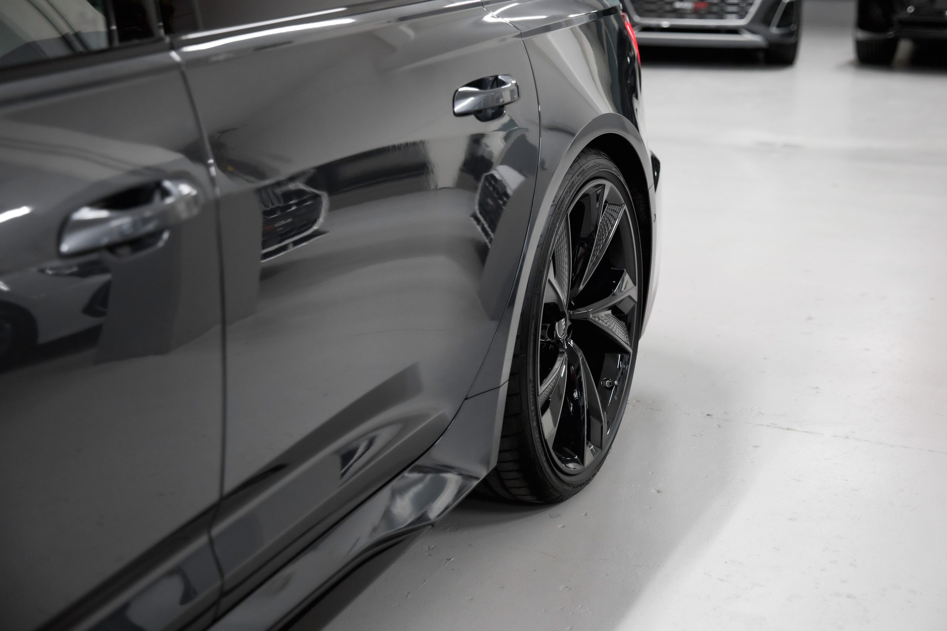 AUDI RS6 Avant 4.0 TFSI V8 quattro *Ch-Fhz.*-image-15