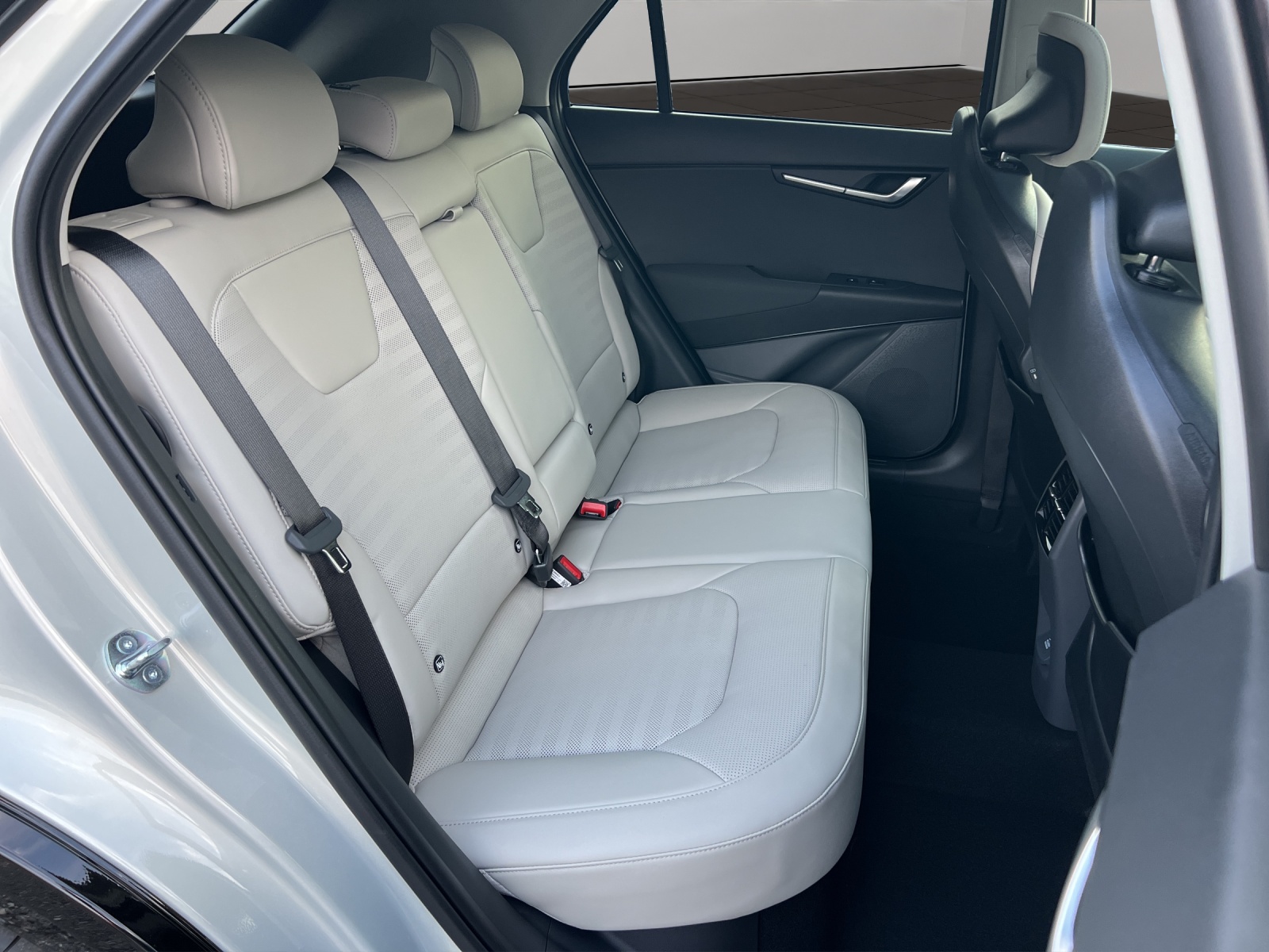 KIA Niro 1.6GDi Hybrid Style DCT Facelift MY27 / 7-Jahre CH-Herstellergarantie / 0.99% Leasing-Angebot-image-13