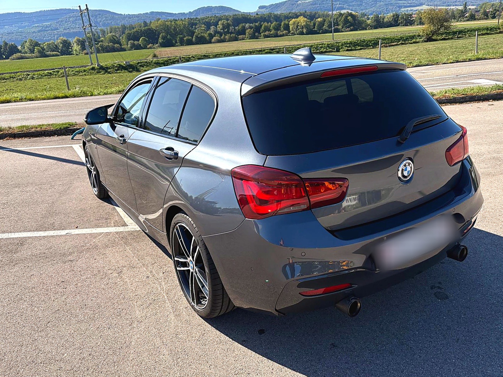 BMW M140i xDrive-image-1