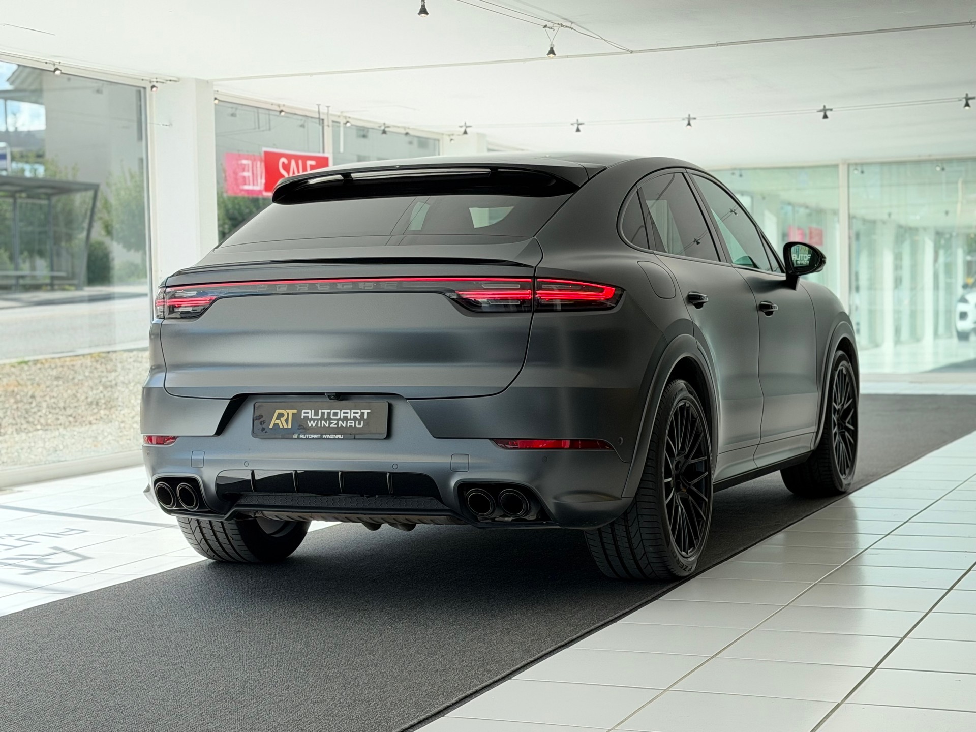 PORSCHE Cayenne GTS Coupé **PORSCHE APPROVED GARANTIE**-image-4