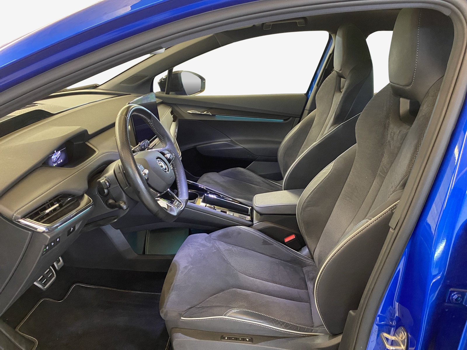 SKODA Enyaq iV 80 Ultra-image-8