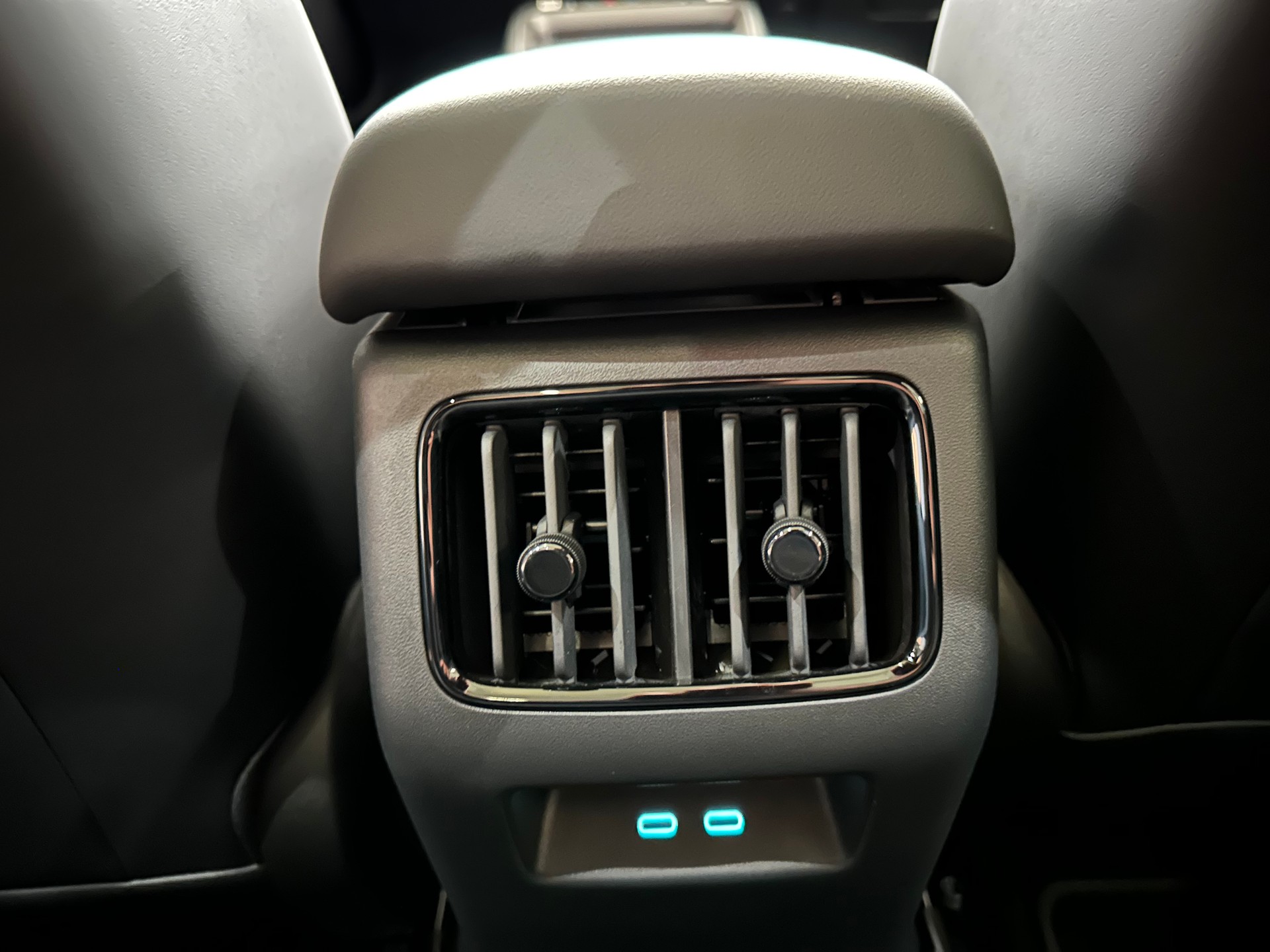 BYD Dolphin G DM-i Comfort-image-19