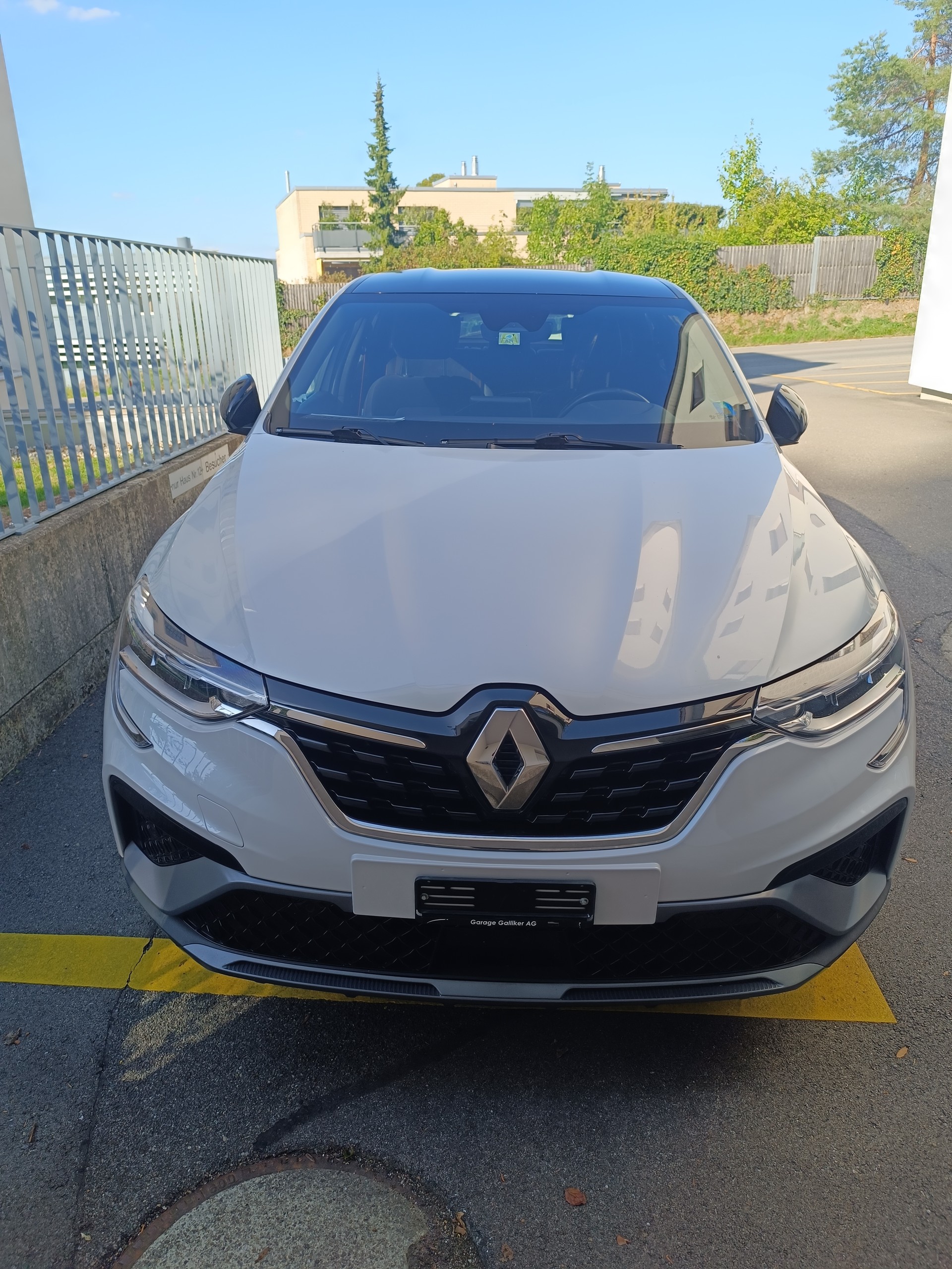RENAULT Arkana 1.6 E-Tech R.S. Line-image-1